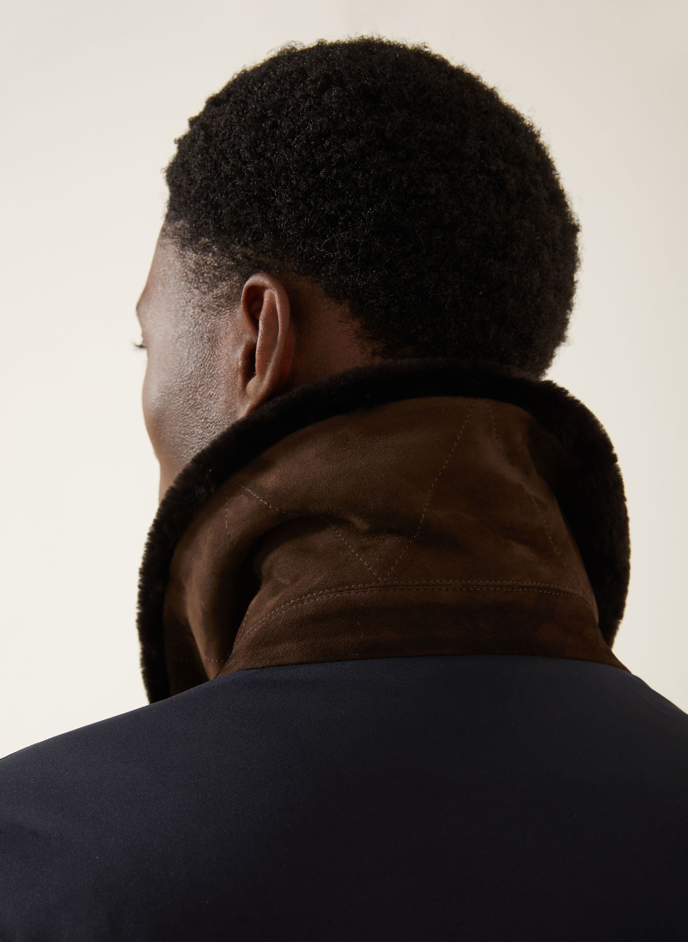 manzoni 24 Jacke mit Kunstfell: DUNKELBLAU / SCHWARZ