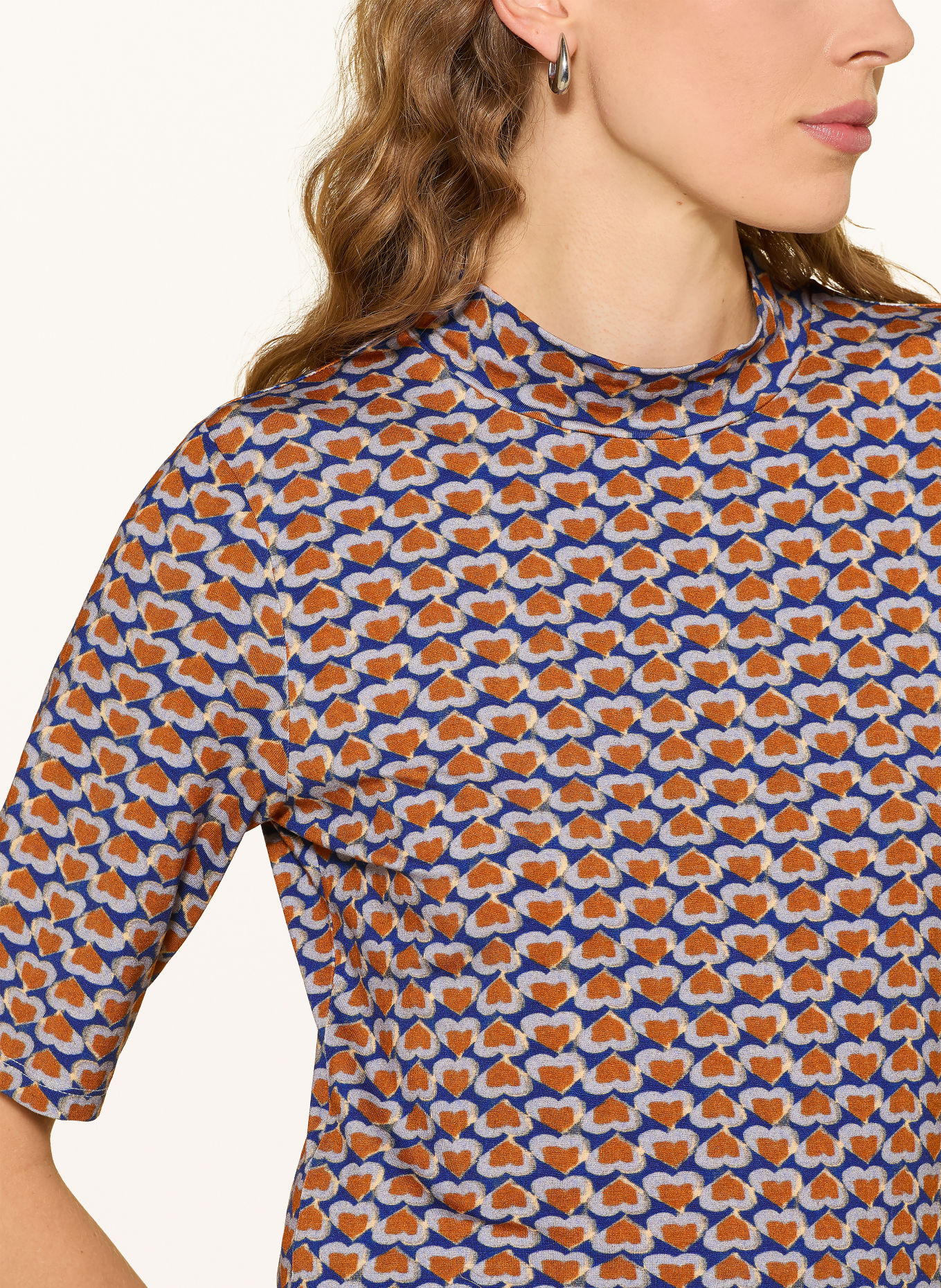 MORE & MORE T-shirt: DARK BLUE / COGNAC / LIGHT BLUE