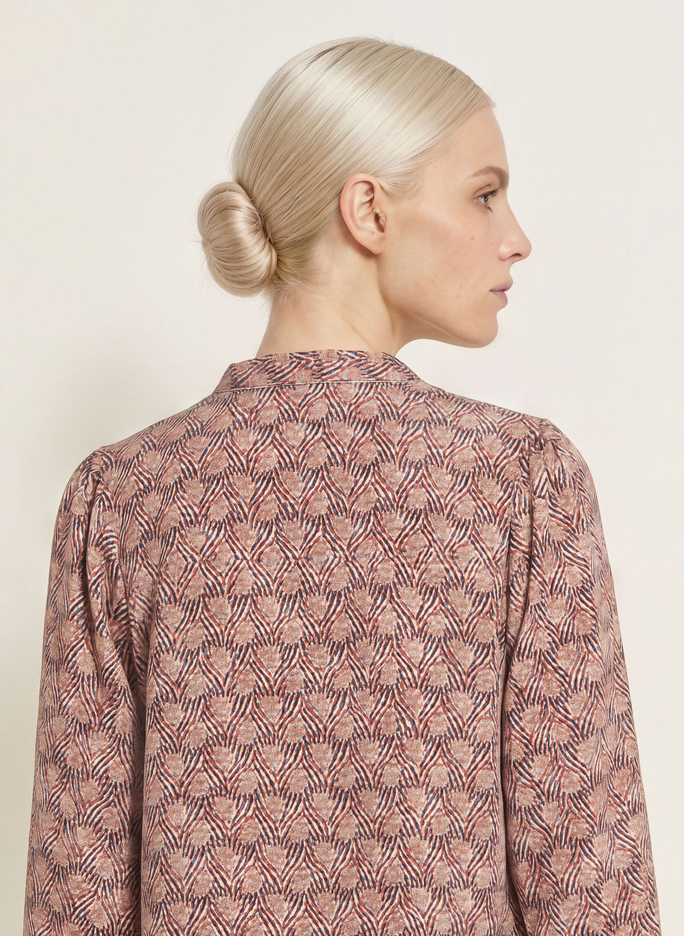 MORE & MORE Blusenshirt: ROSÉ / DUNKELBRAUN / BEIGE
