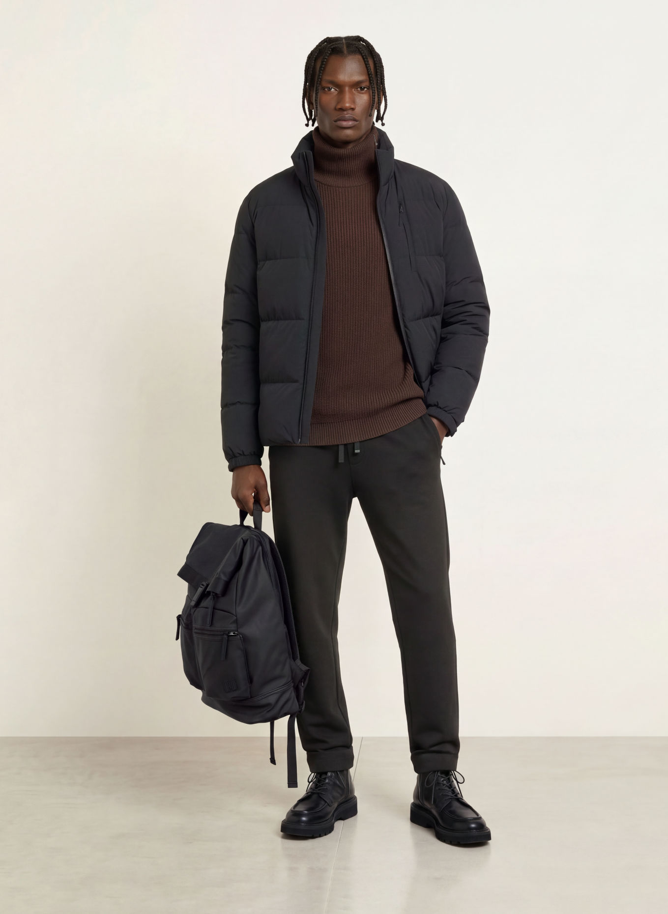 DUNO URBAN ISERA Backpack: BLACK
