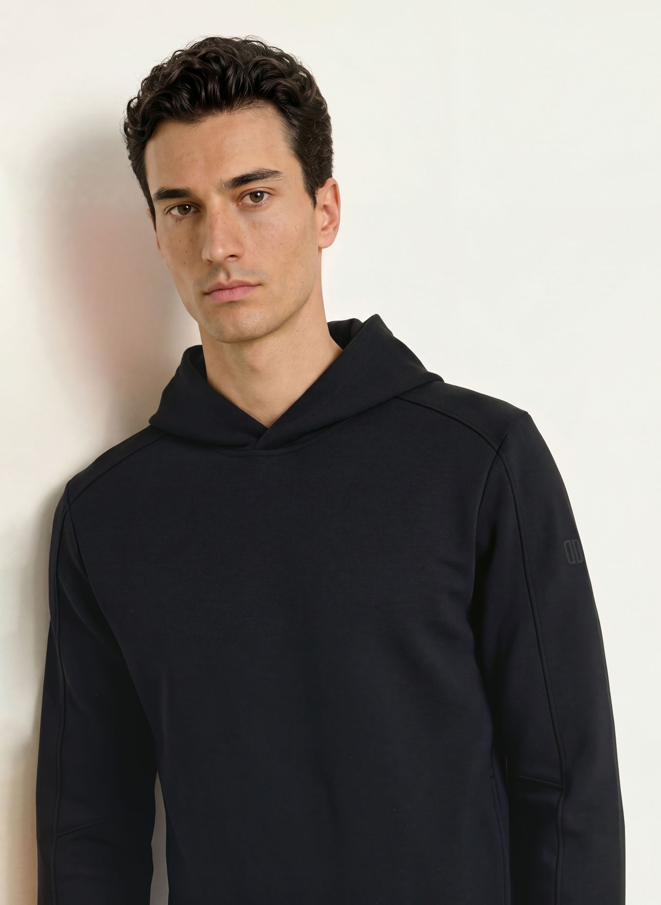 DUNO YASU BARDI Hoodie: BLACK