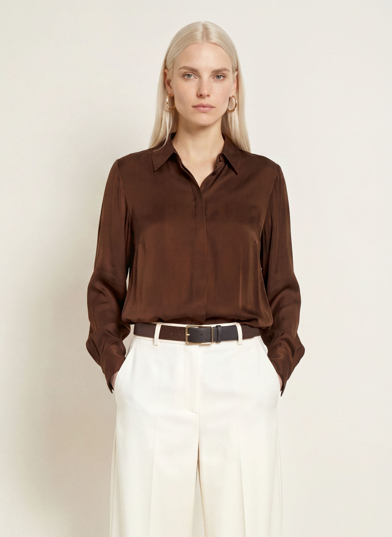 Phase Eight Satijn-overhemdblouse NOVIE: MARRON FONCÉ