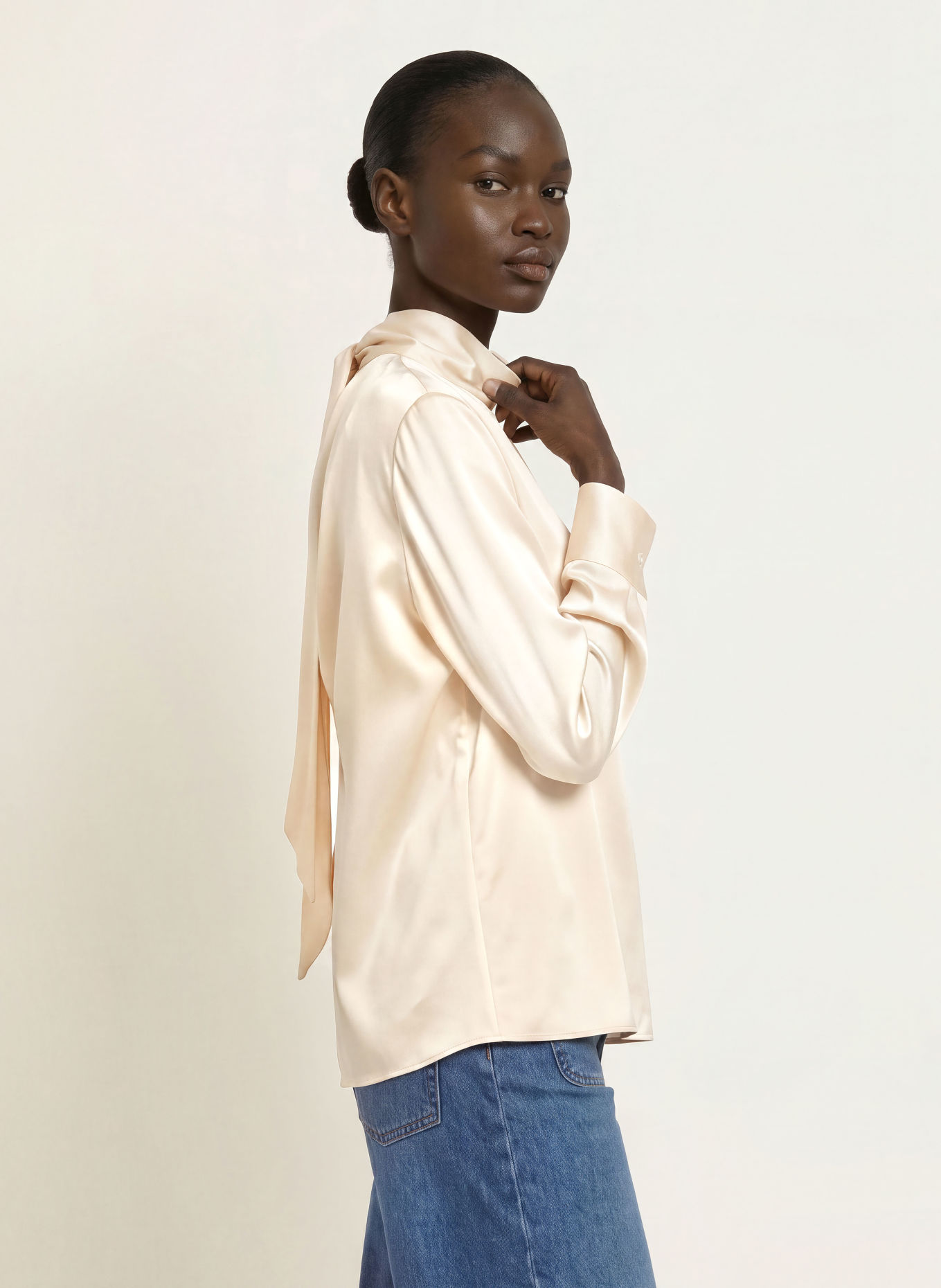 maje Schluppenbluse aus Satin: ECRU