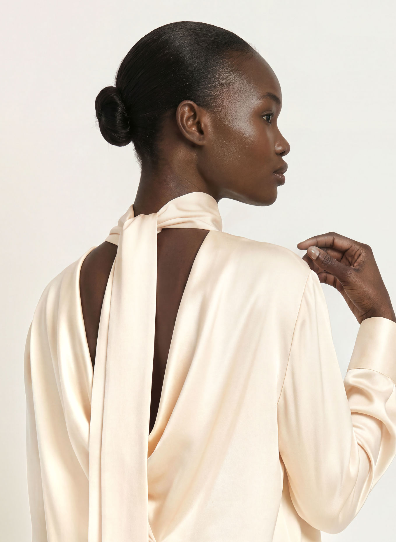 maje Schluppenbluse aus Satin: ECRU