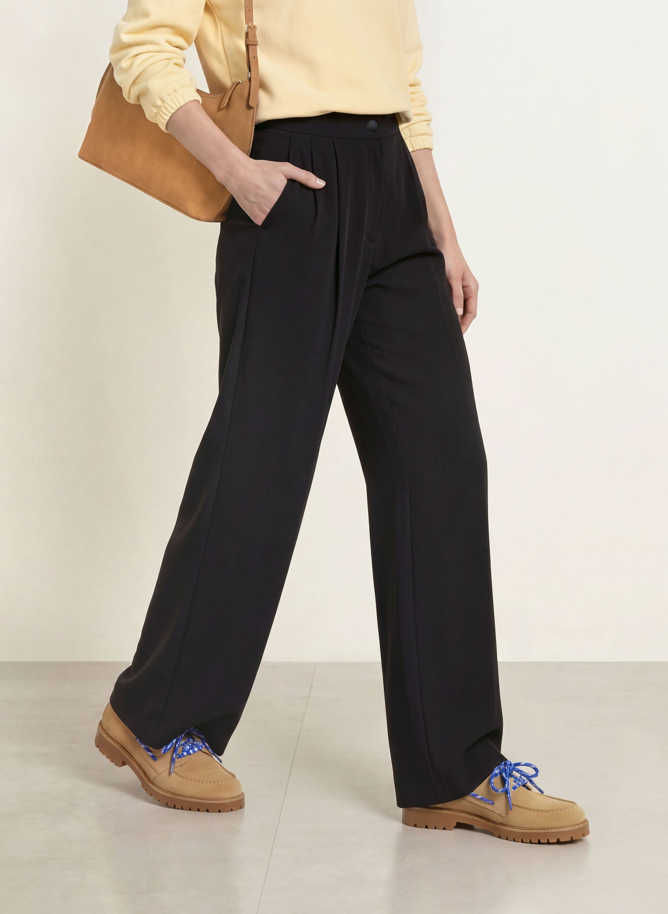 CLAUDIE PIERLOT Spodnie typu Marlena: CZARNY