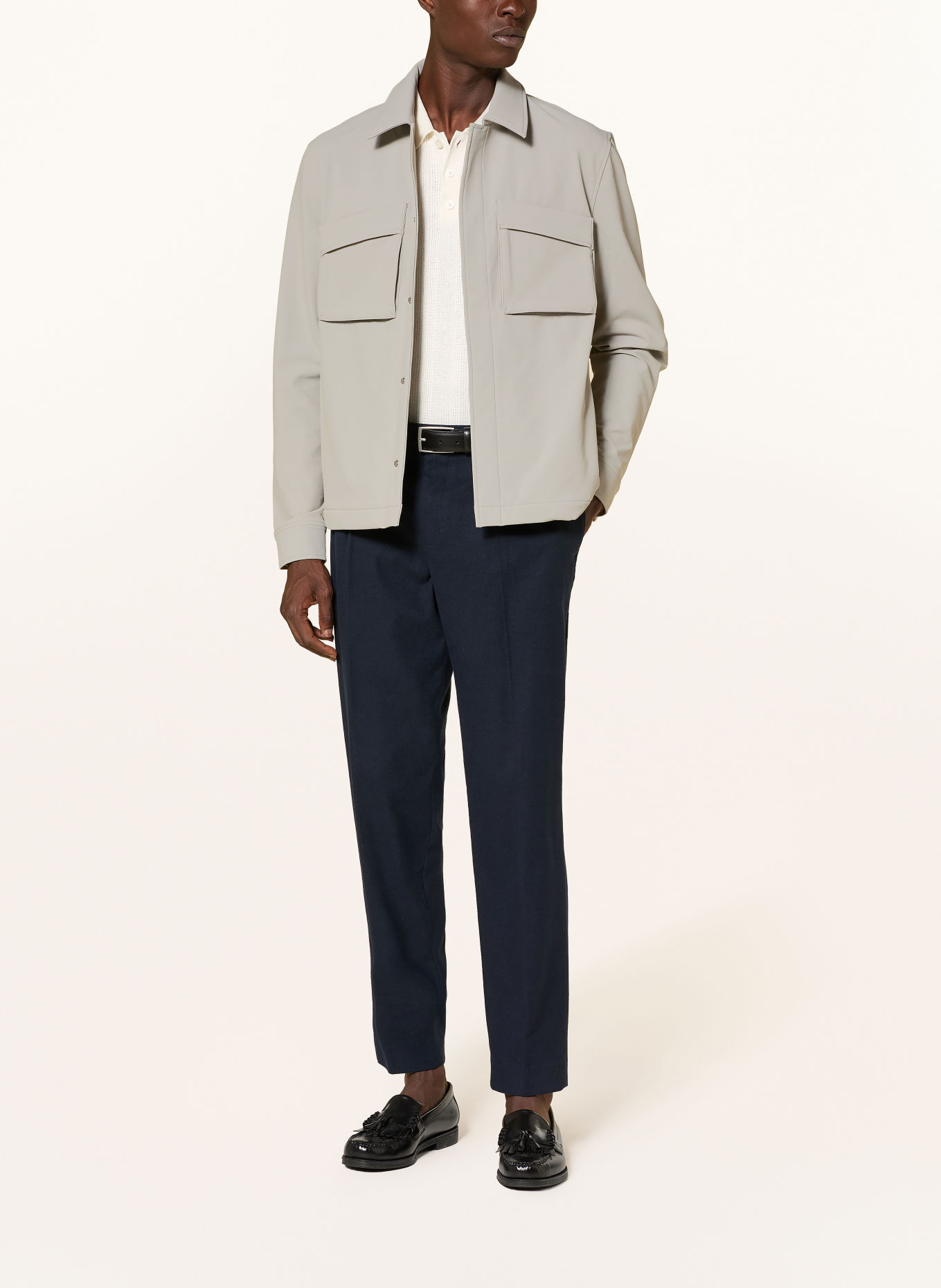 REISS Overshirt DIVIDE: SVĚTLE ŠEDÁ