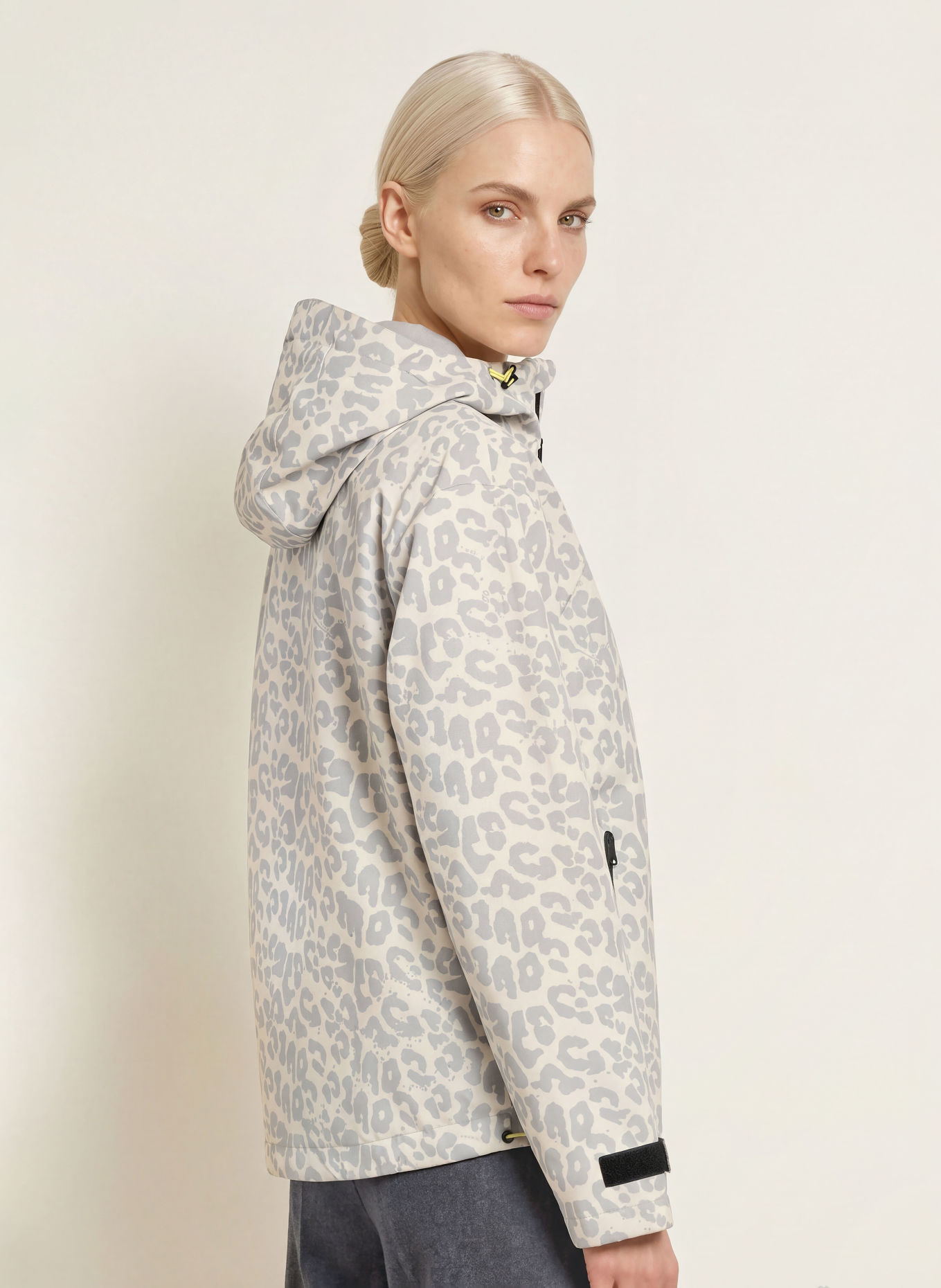 VIVI MARI Regenjacke: CREME / GRAU