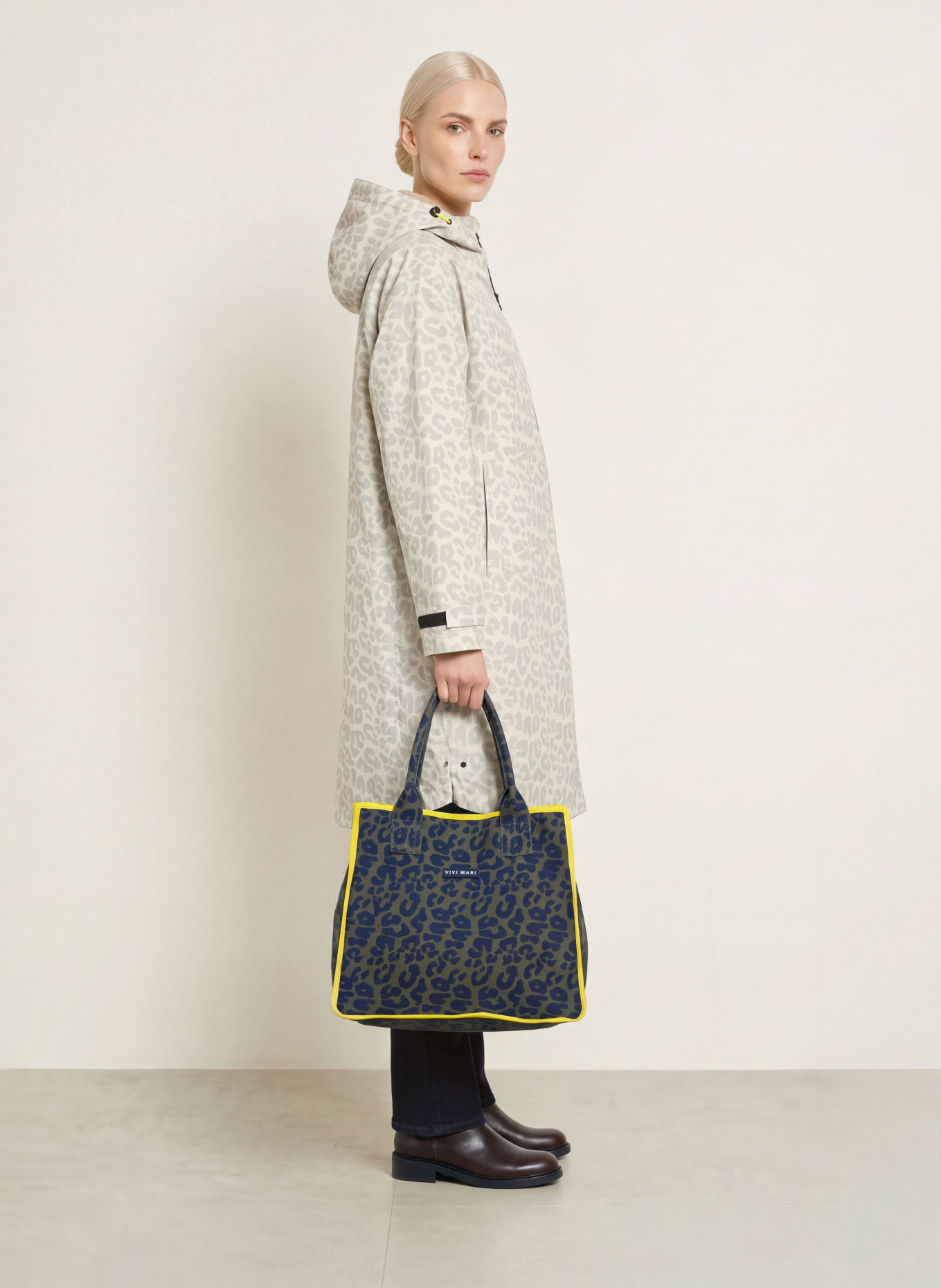 VIVI MARI Shoppers with Pouch: OLIVE / NEON YELLOW / DARK BLUE