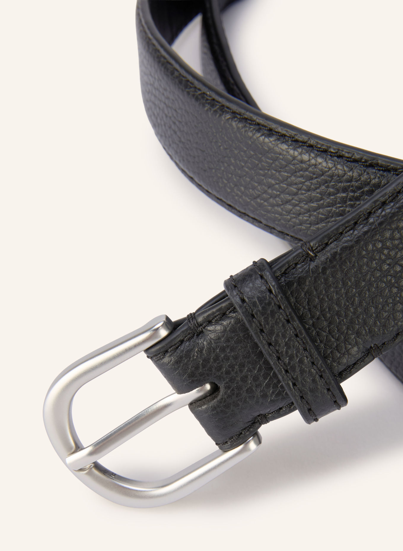 ARKET Ledergürtel: SCHWARZ / SILBER