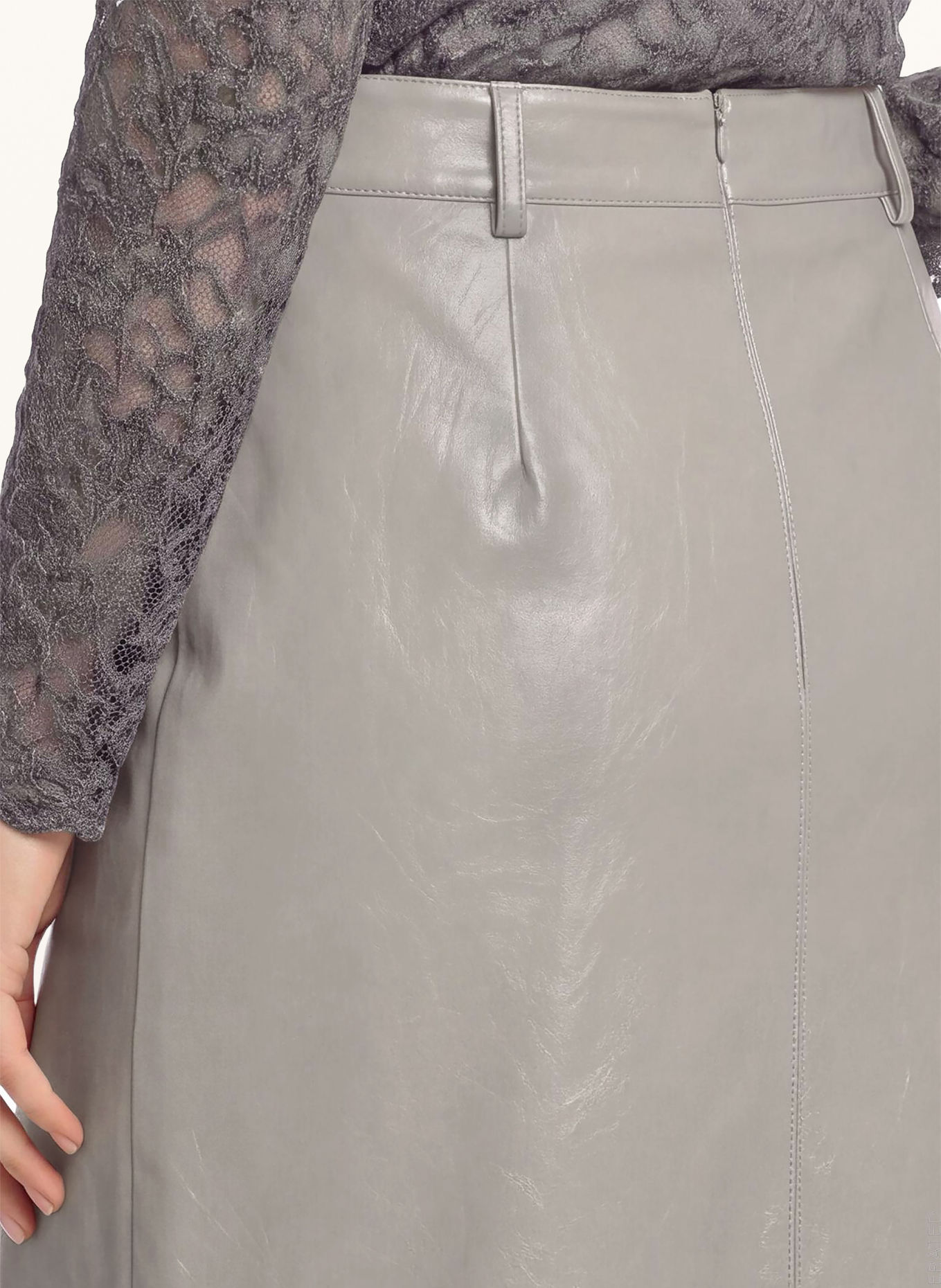 CARTOON Faux-leather skirt: TAUPE