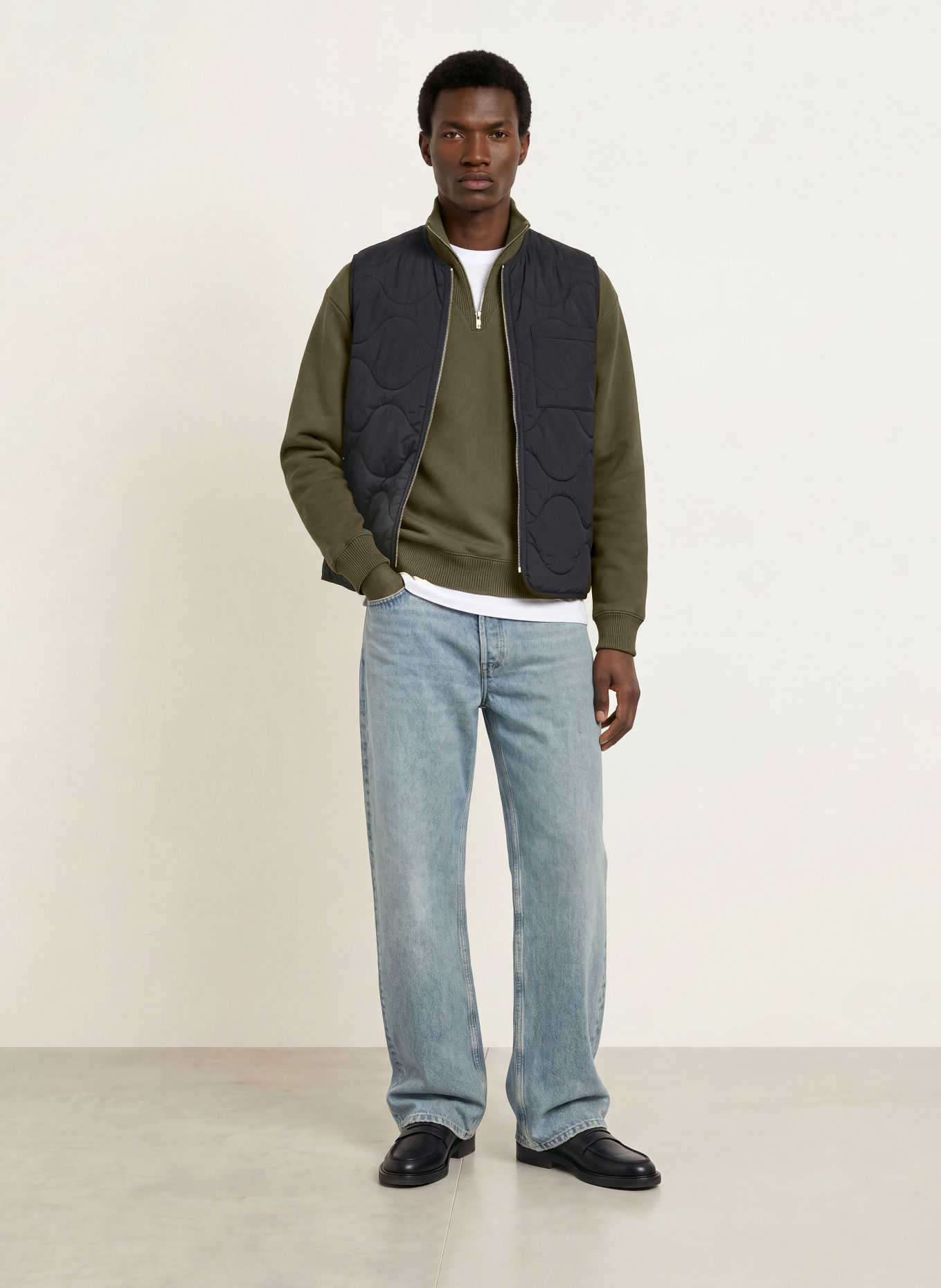 ARKET Sweater met halve rits: OLIJF