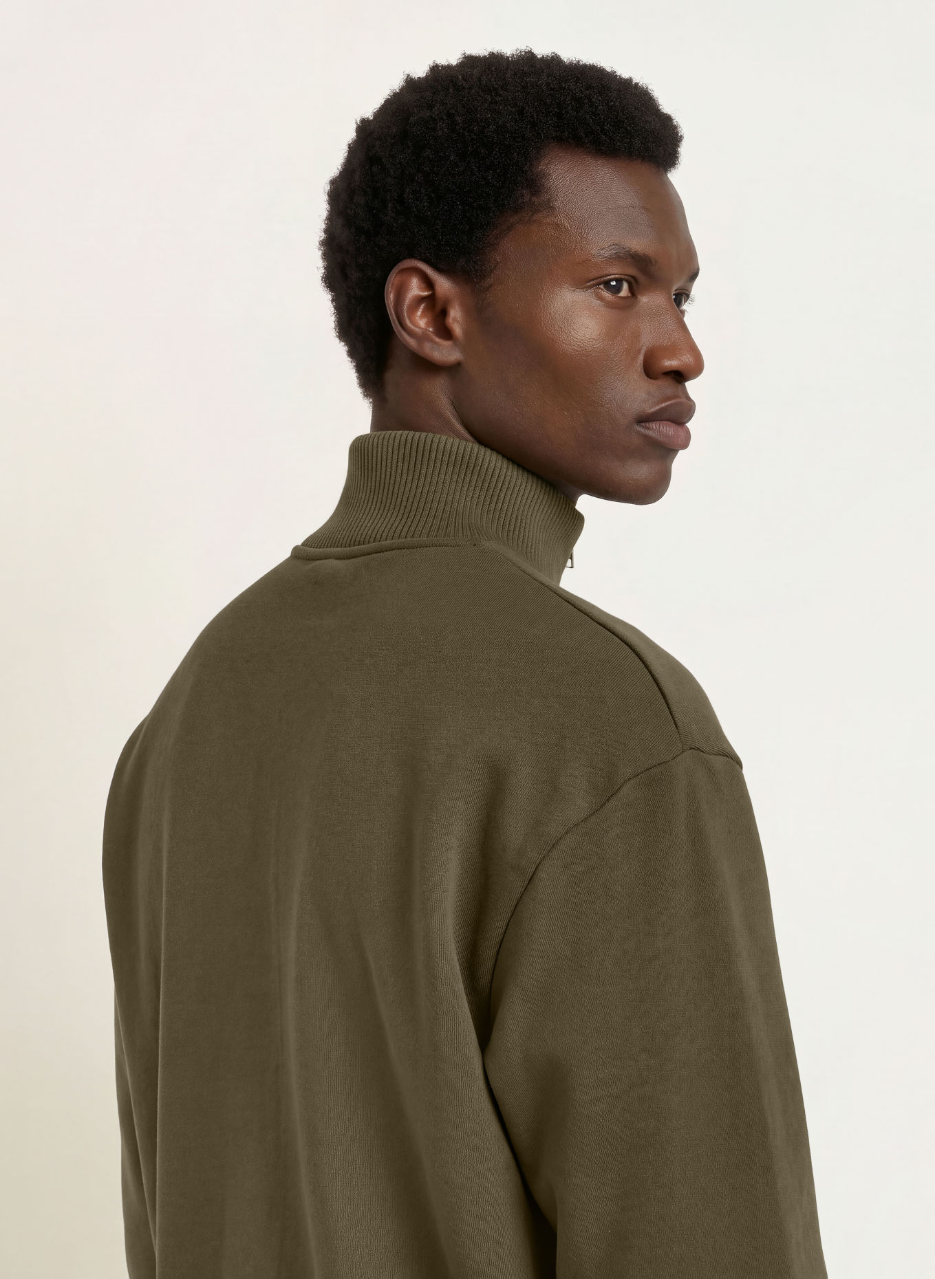 ARKET Sweater met halve rits: OLIJF