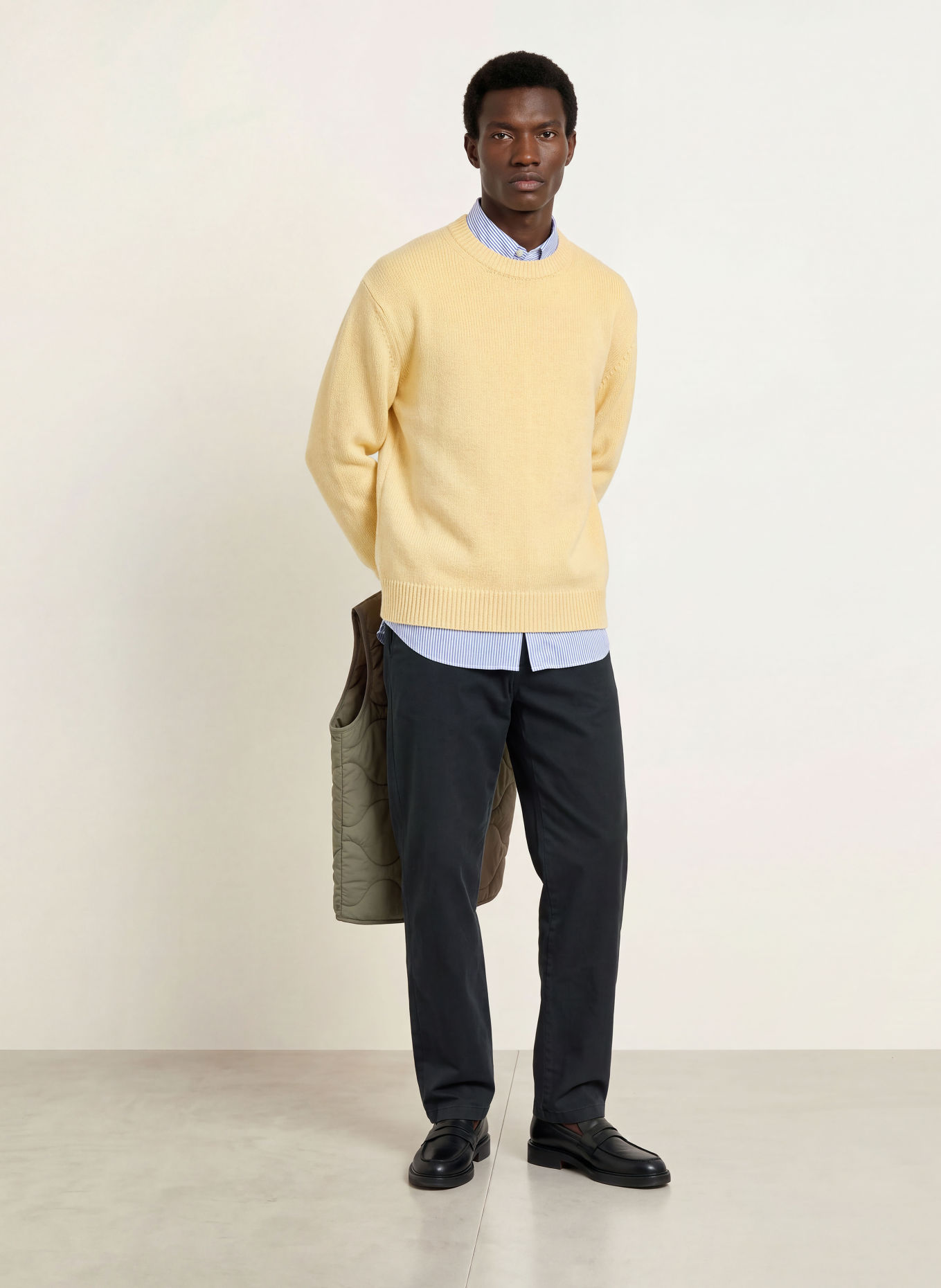 ARKET Chinos EMORY Regular Fit: MØRKEBLÅ