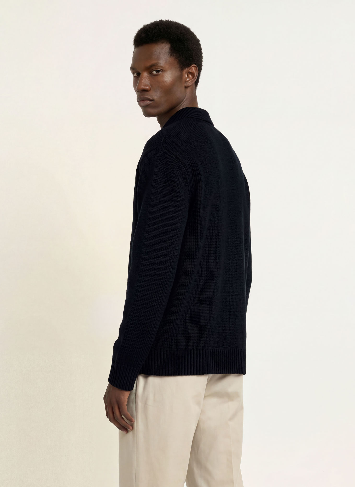 ARKET Gebreid poloshirt: DONKERBLAUW