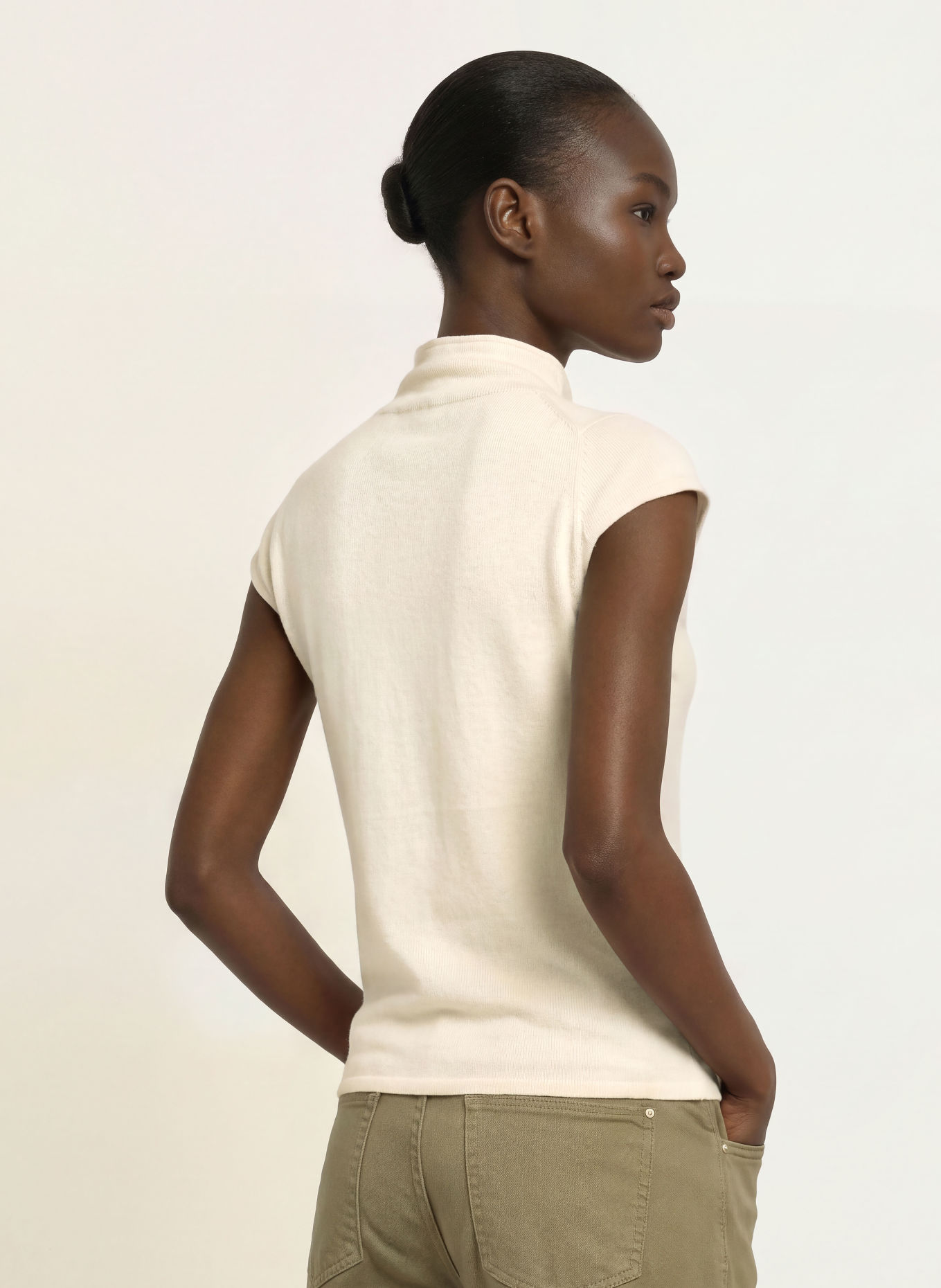 ARKET Stricktop aus Cashmere: WEISS