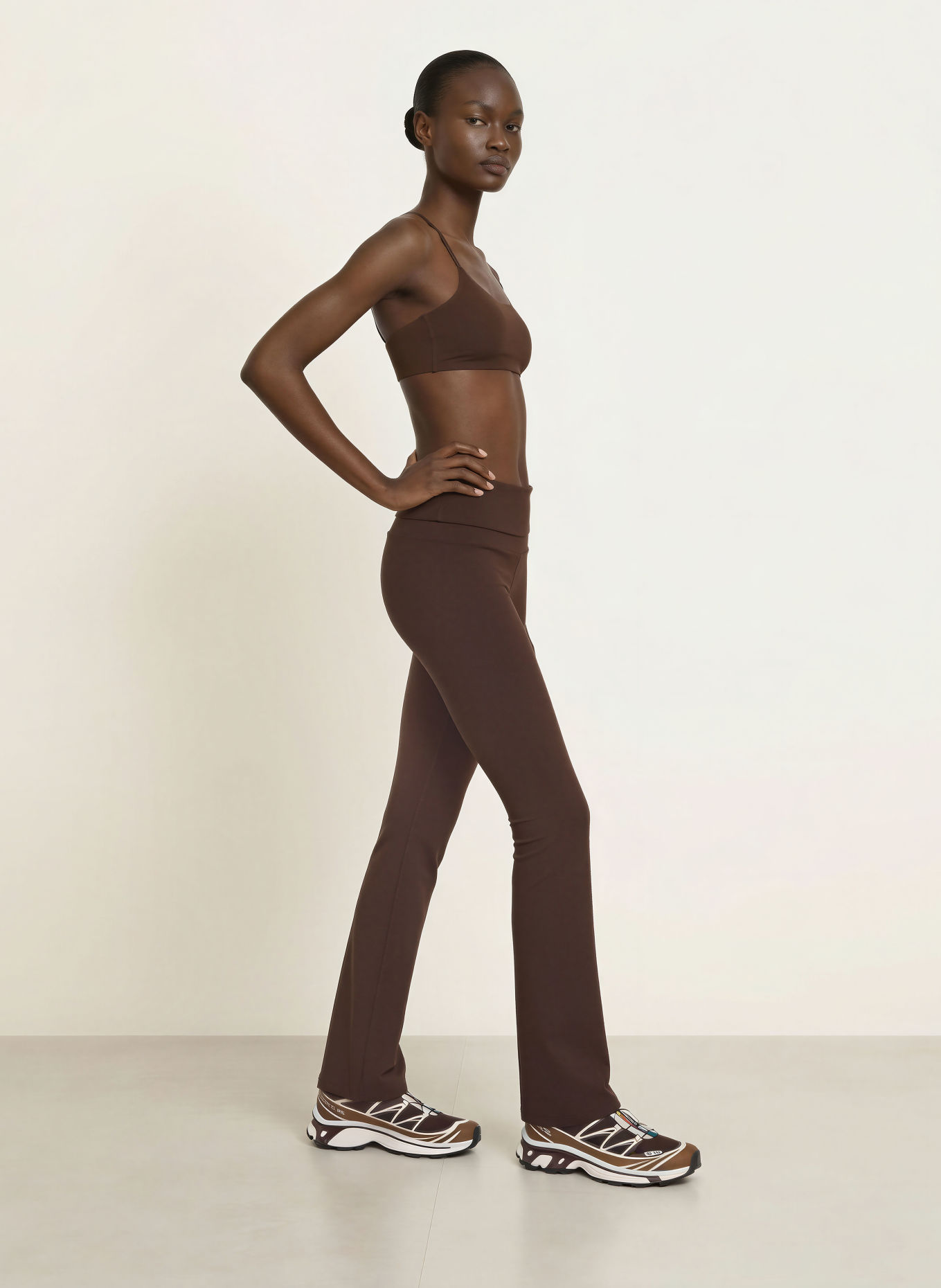 ARKET Leggings: DUNKELBRAUN