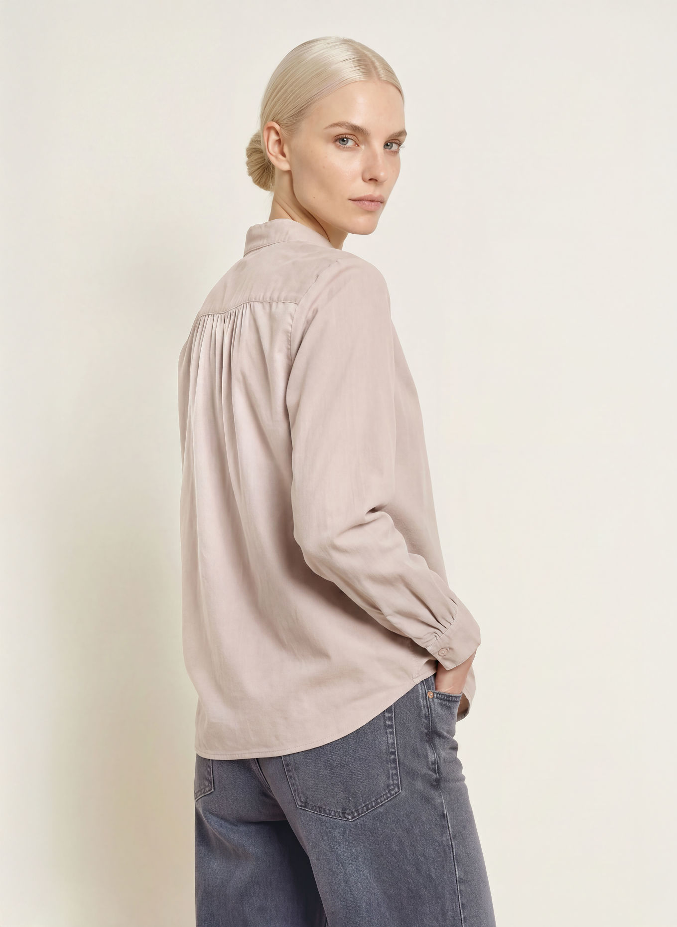 Marc O'Polo Blusenshirt aus Samt: BEIGE
