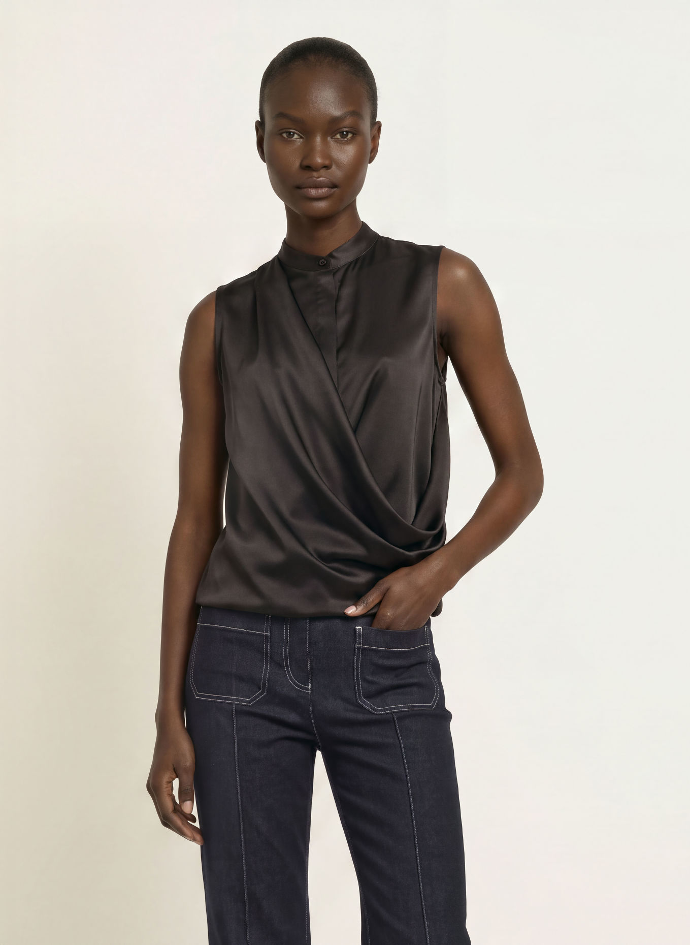 REISS Blusentop GIA aus Seide: DUNKELGRAU