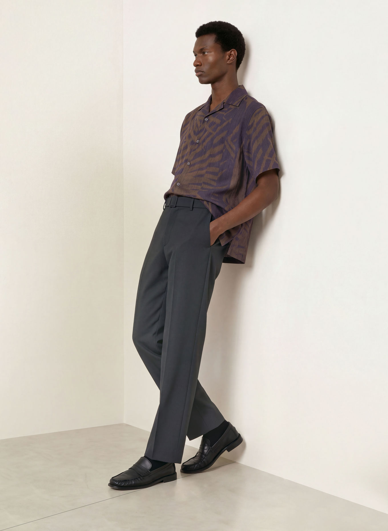 REISS Resort-overhemd SHINDORA Relaxed Fit: DONKERBLAUW / MARRON FONCÉ