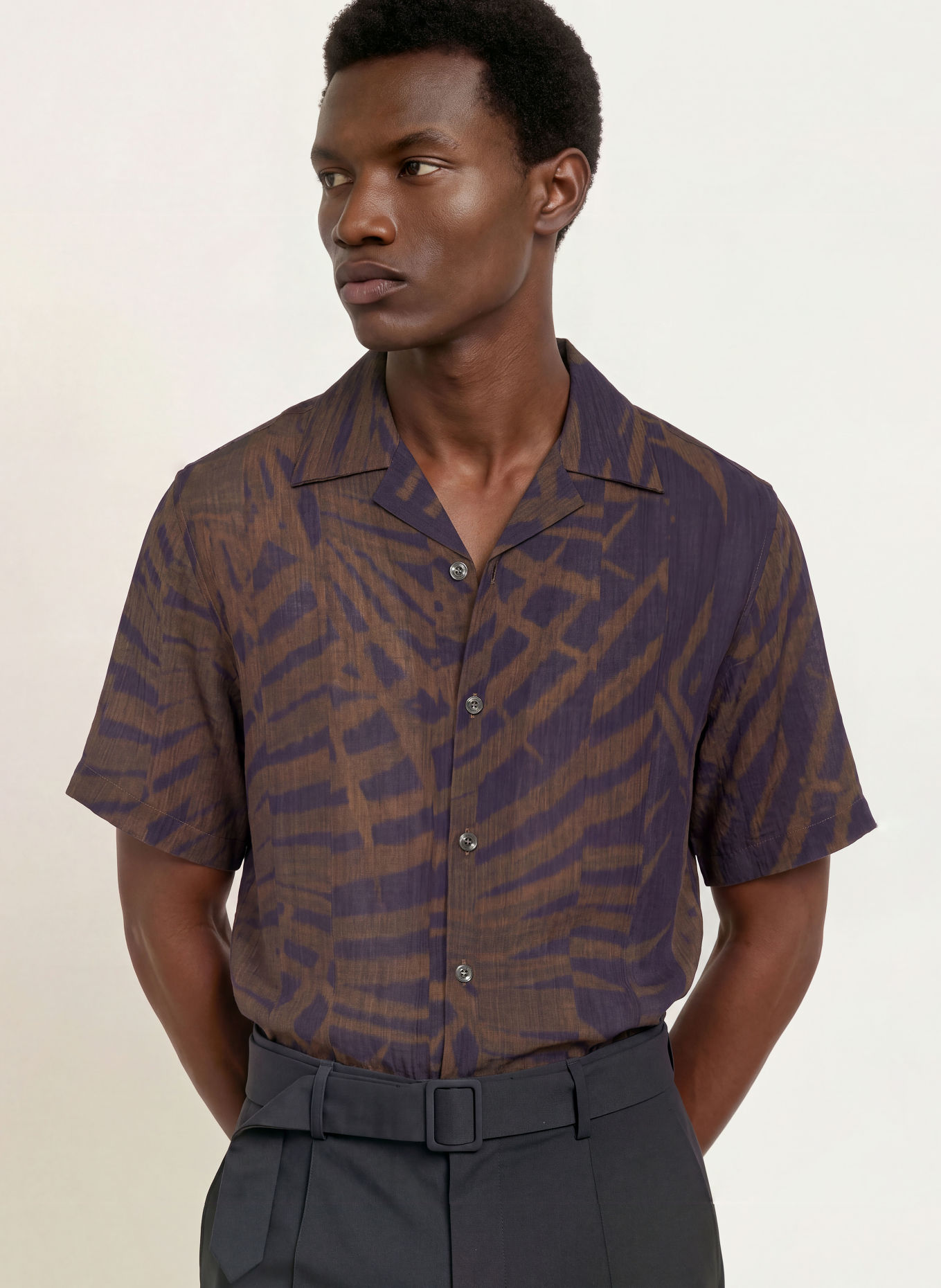 REISS Resort-overhemd SHINDORA Relaxed Fit: DONKERBLAUW / MARRON FONCÉ