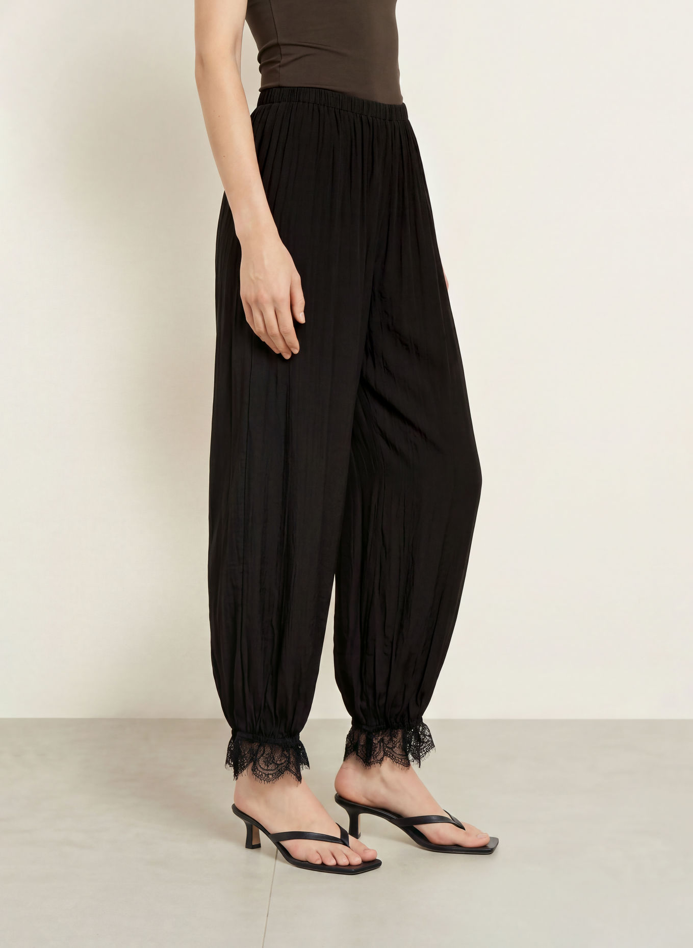 ICHI Hose IHTULLAN mit Spitze: SCHWARZ