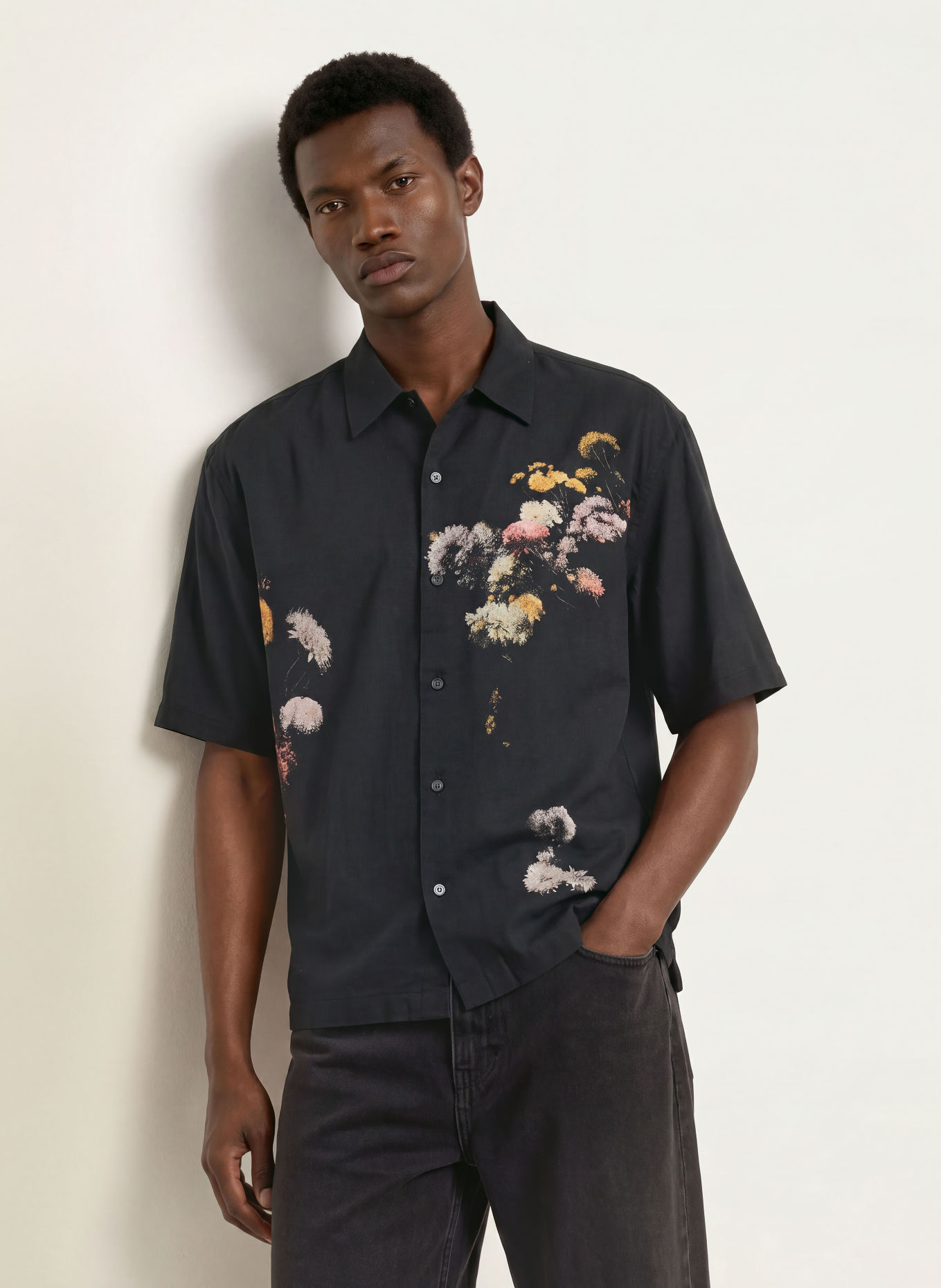 ALLSAINTS Kurzarm-Hemd FLEUR SAINT Comfort Fit: SCHWARZ / ROSA / GELB