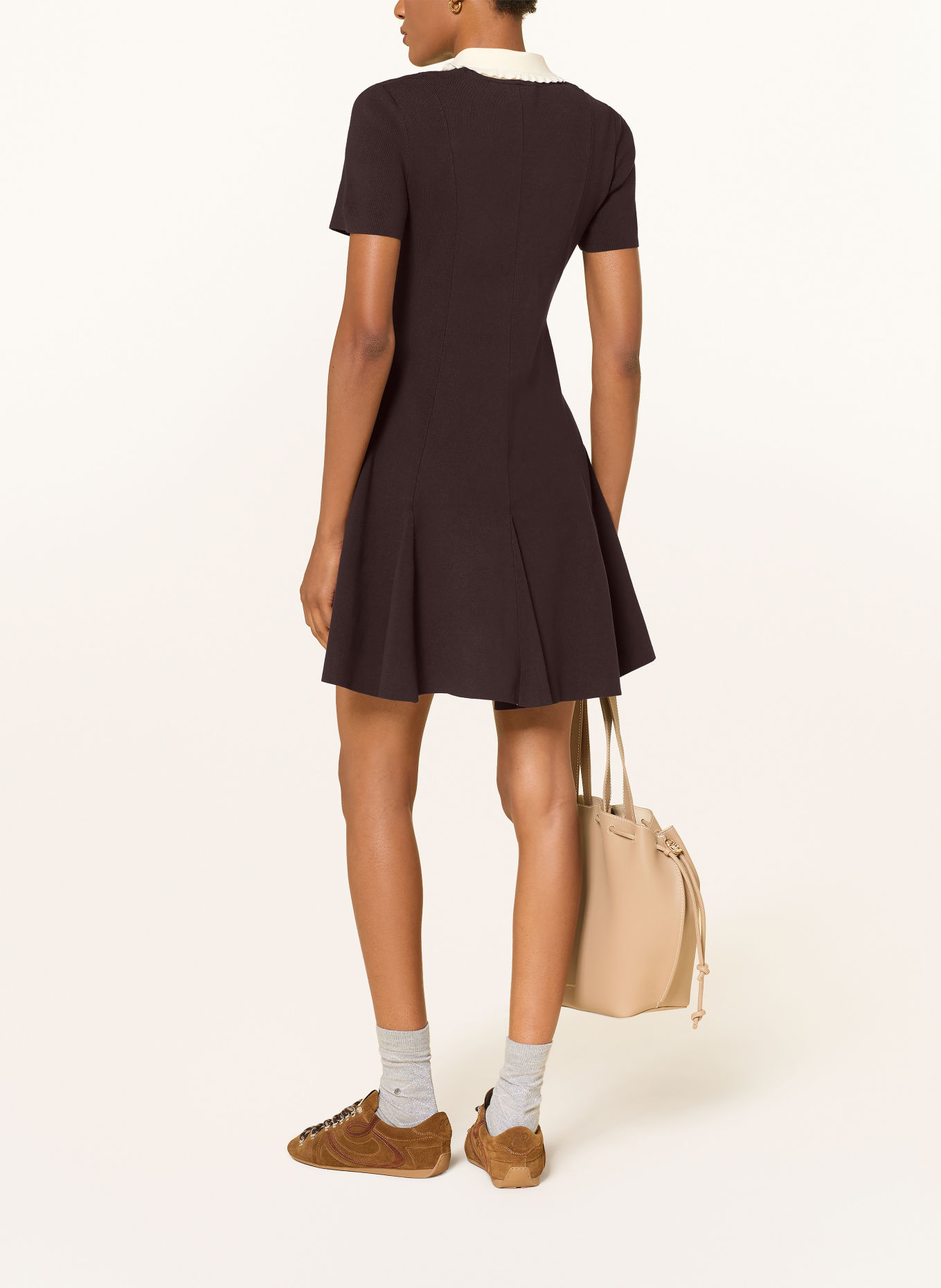CLAUDIE PIERLOT Strickkleid mit abnehmbarem Kragen: DUNKELROT / ECRU