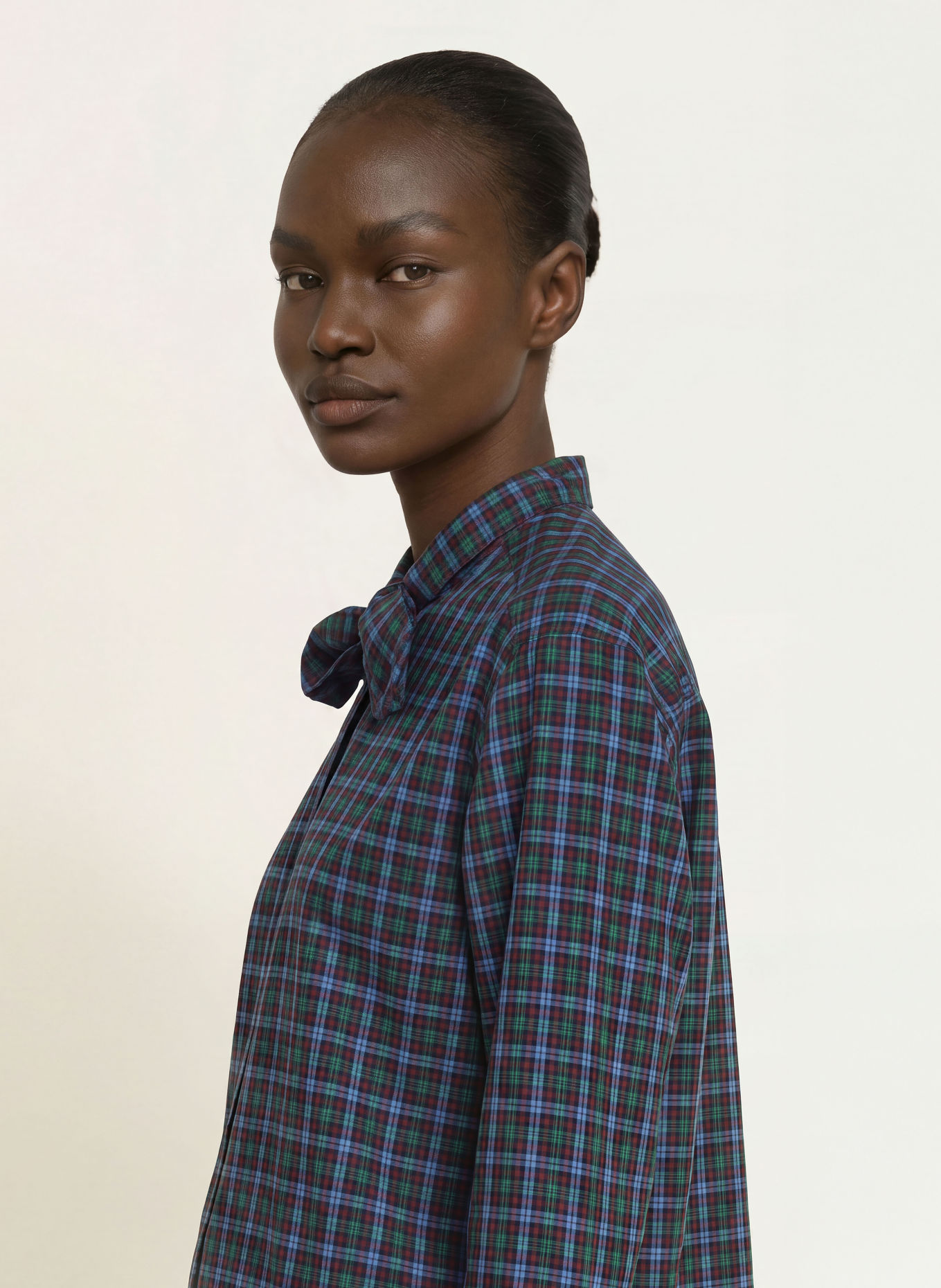 CLAUDIE PIERLOT Schluppenbluse: BLAU / ROT / GRÜN