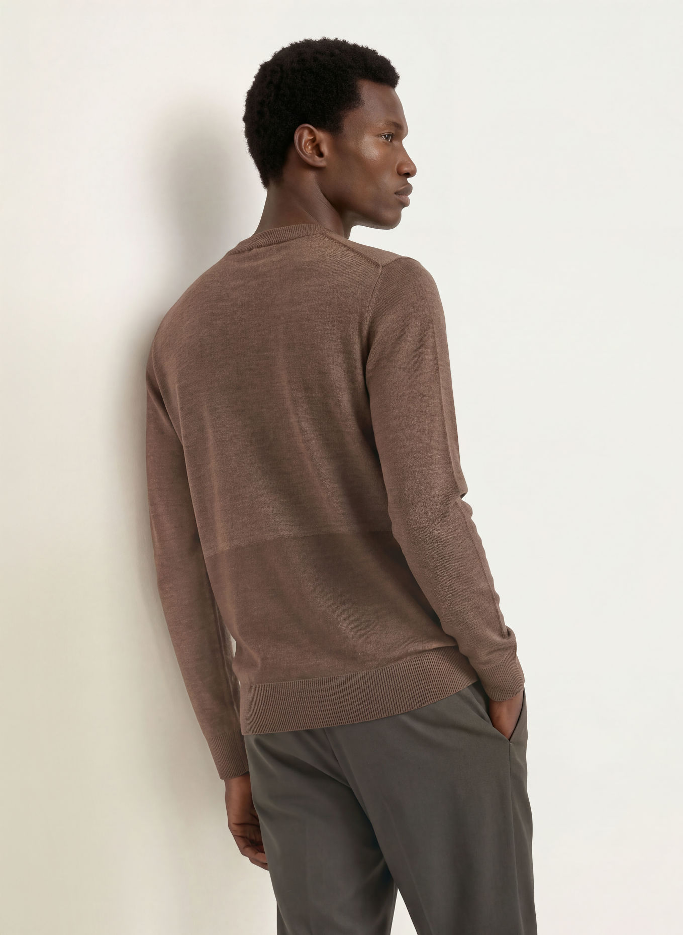 S. N. S. HERNING SOLO Sweater: BROWN