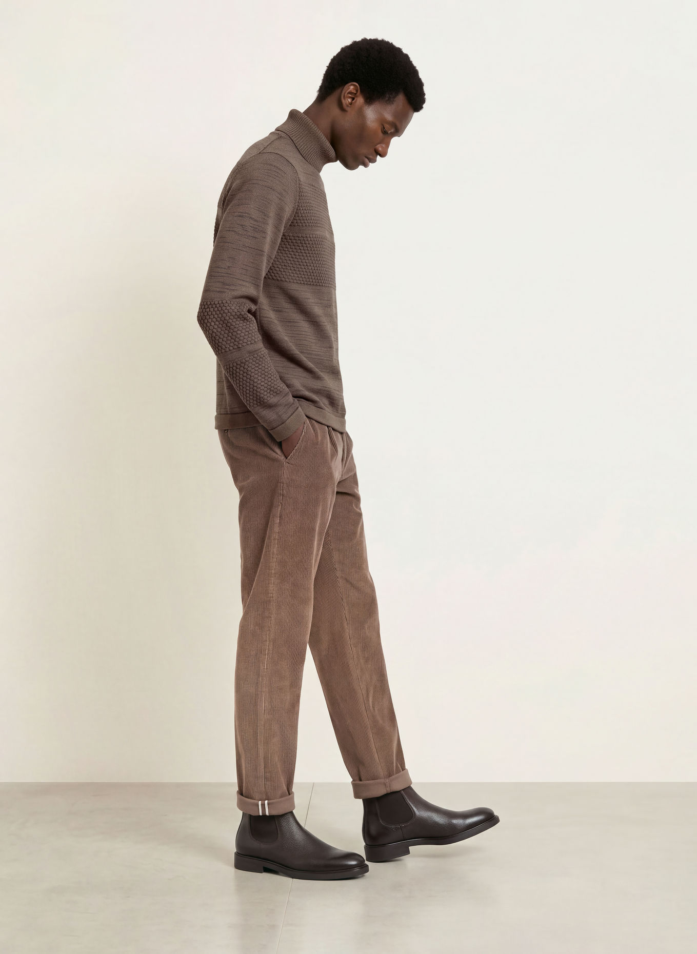 S. N. S. HERNING Sweater: BROWN