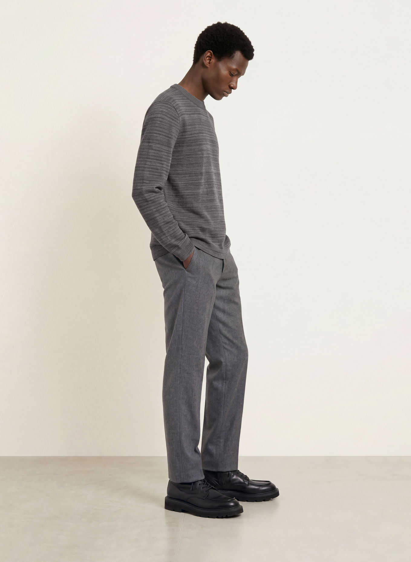S. N. S. HERNING GIVEN-III Sweater: DARK GRAY
