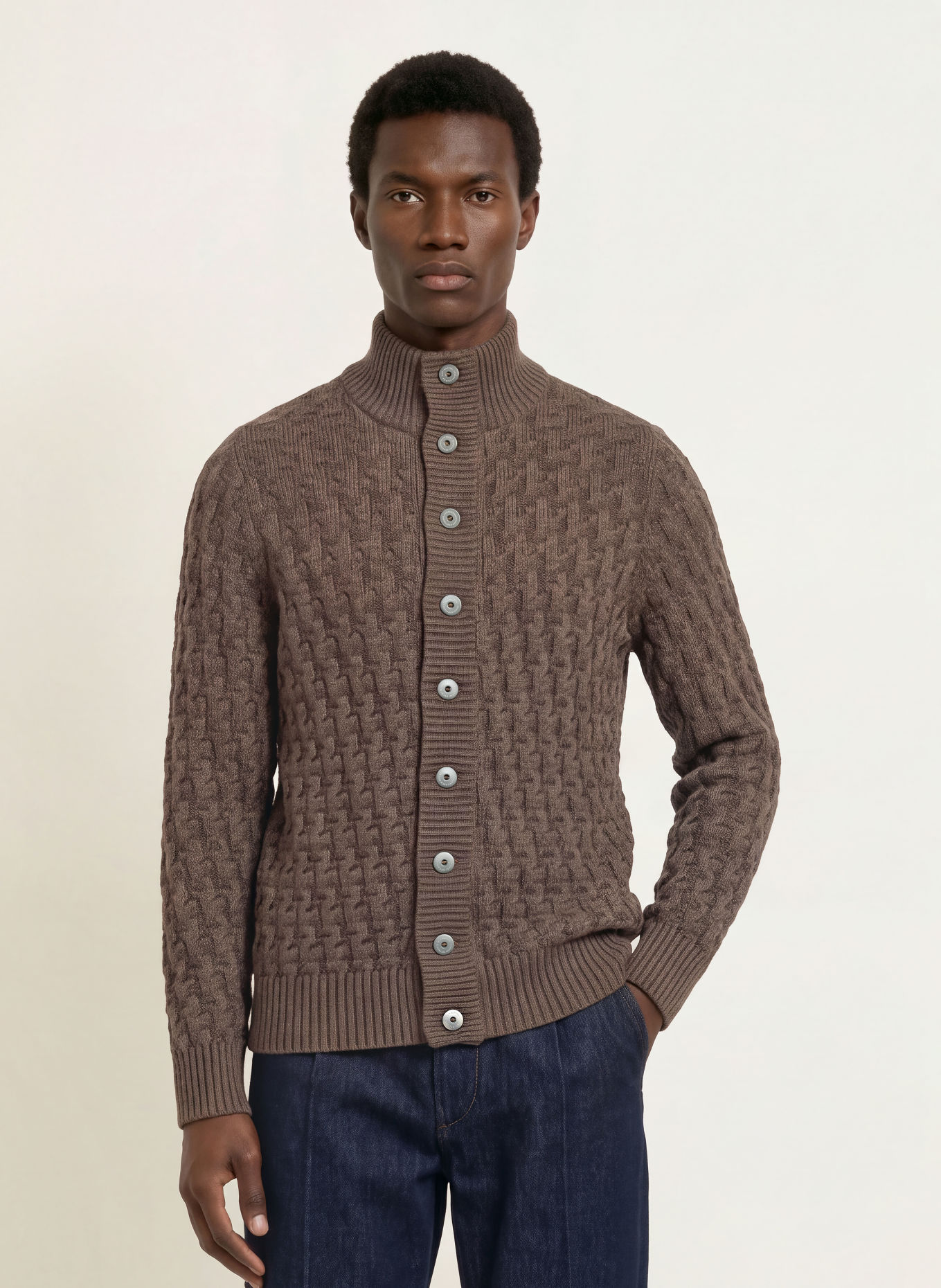 S. N. S. HERNING STARK Cardigan: BROWN