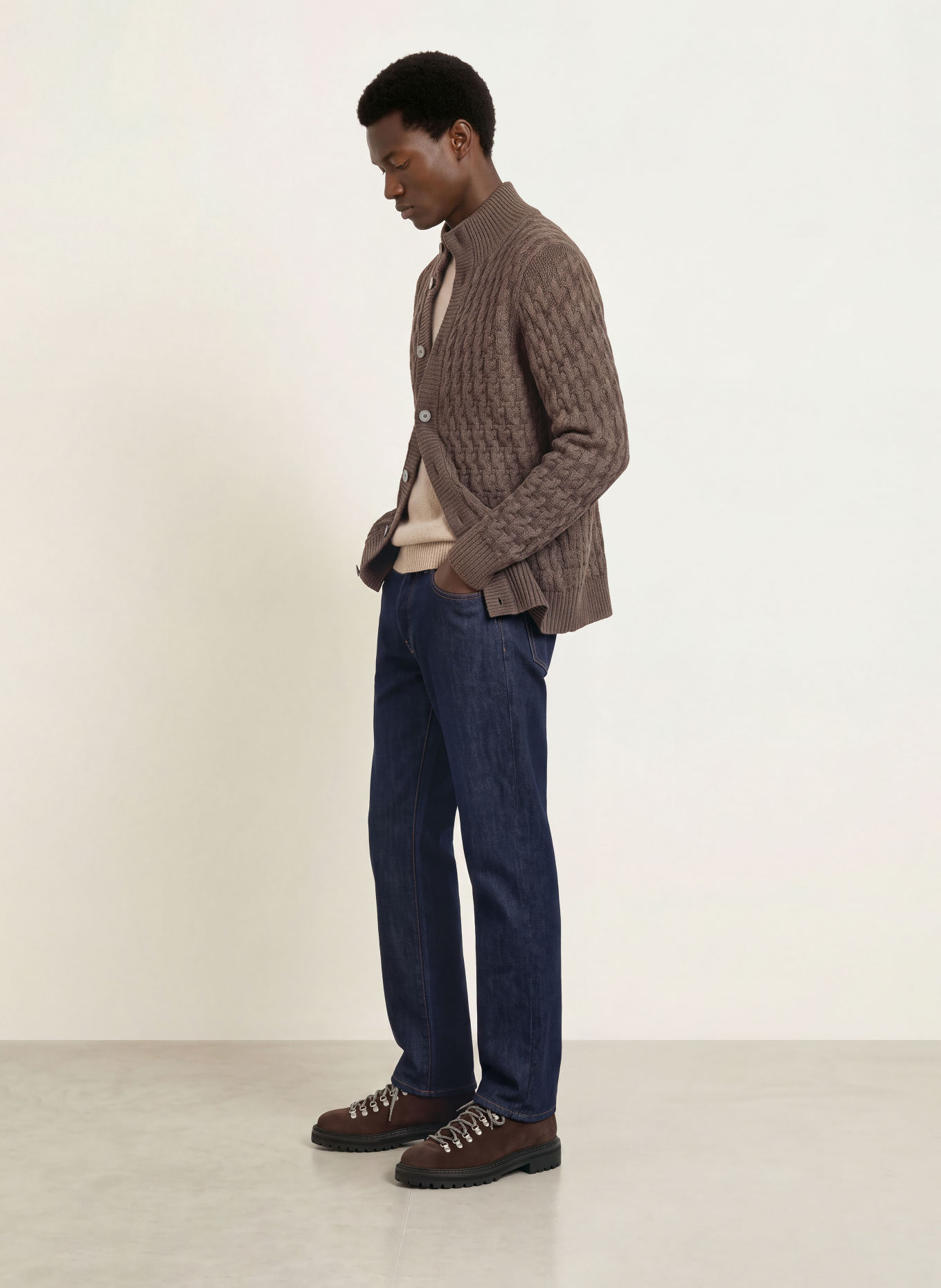 S. N. S. HERNING STARK Cardigan: BROWN