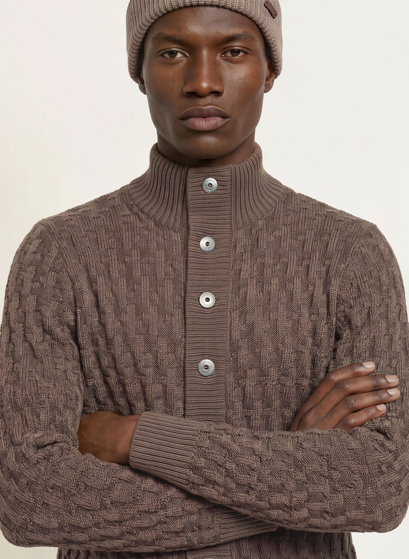 S. N. S. HERNING STARK Cardigan: BROWN