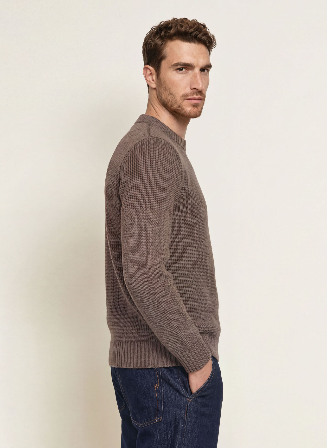 S. N. S. HERNING ROBUST Sweater: BROWN