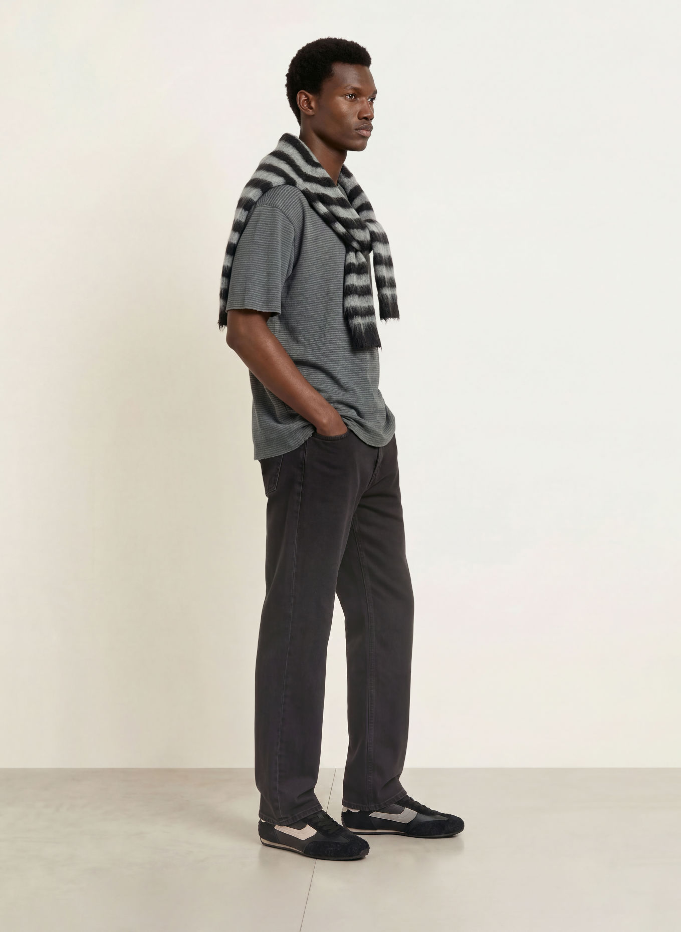 ALLSAINTS T-Shirt AXEL: DUNKELGRAU / HELLGRAU
