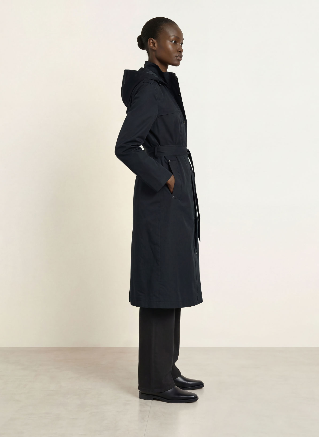 HOBBS Trenchcoat FELICIA: MÖRKBLÅ