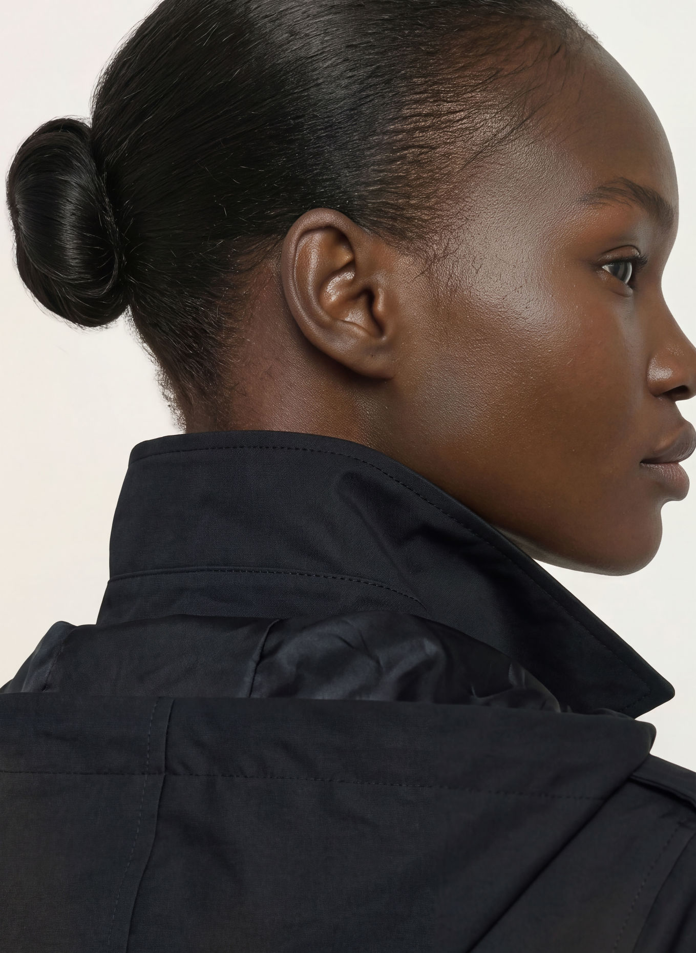 HOBBS Trenchcoat FELICIA: MÖRKBLÅ