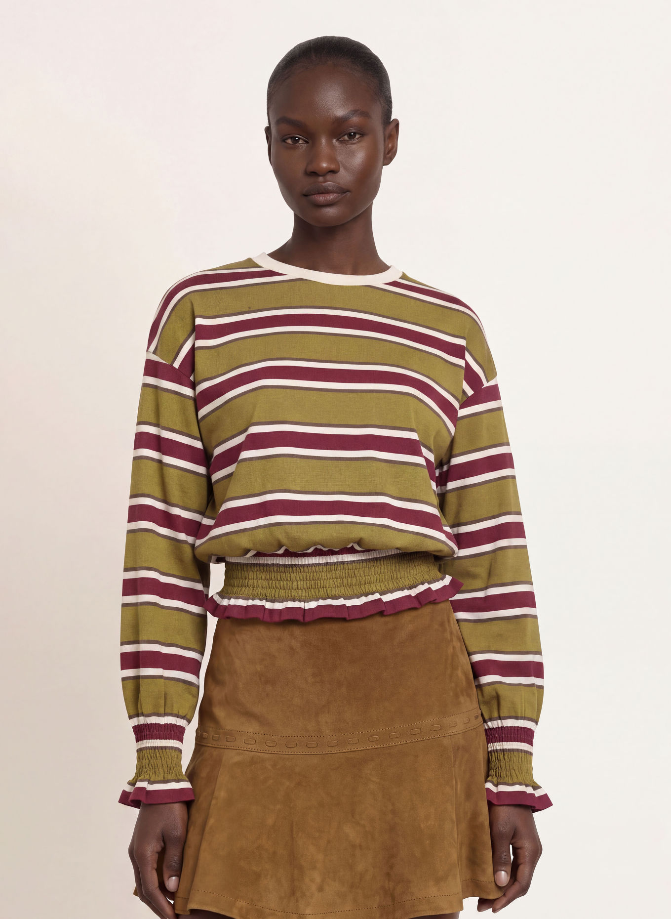 CLAUDIE PIERLOT Longsleeve mit Rüschen: OLIV / DUNKELROT / WEISS