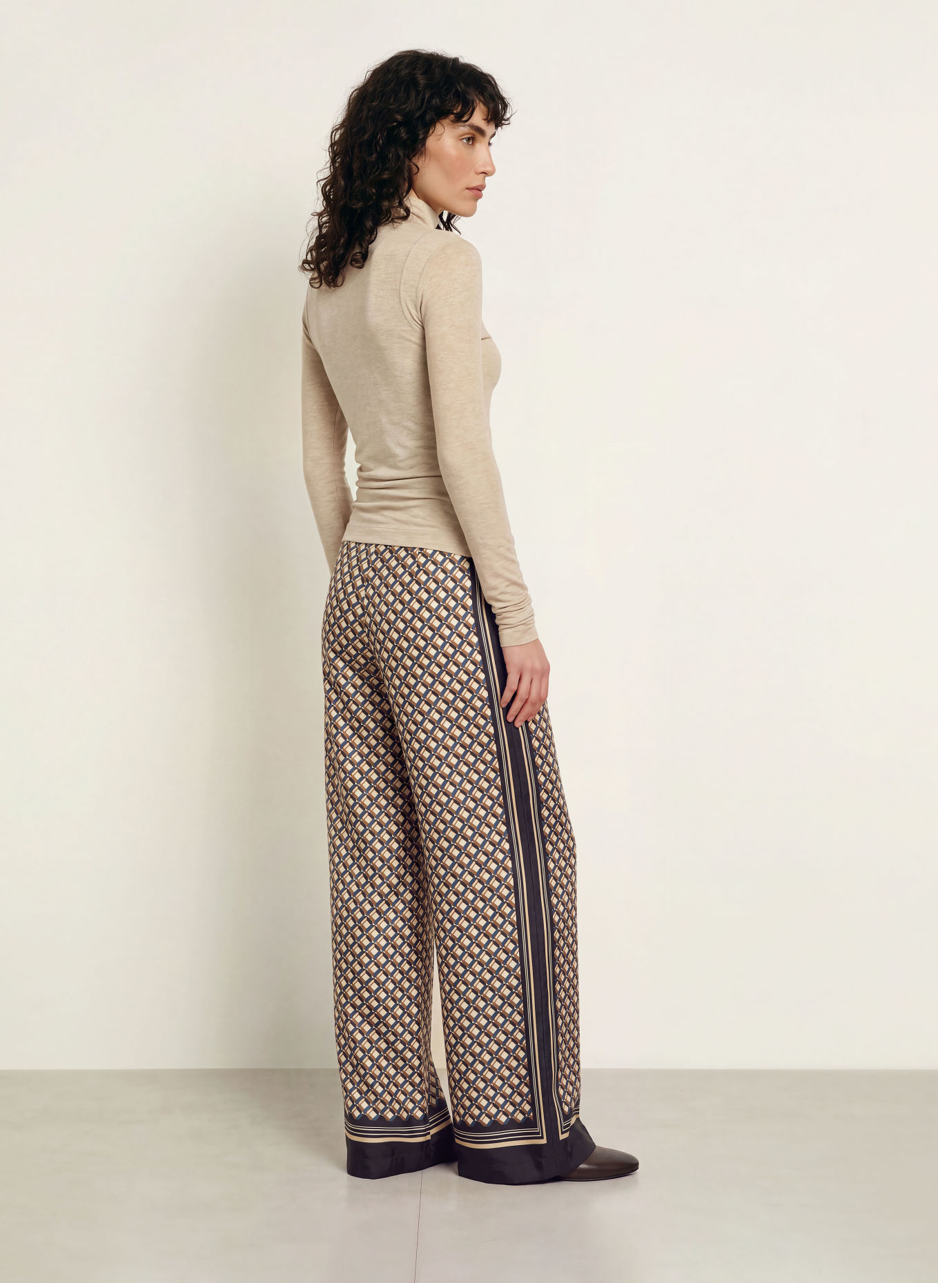 REISS Tricou cu mâneci lungi HEIDI: BEJ