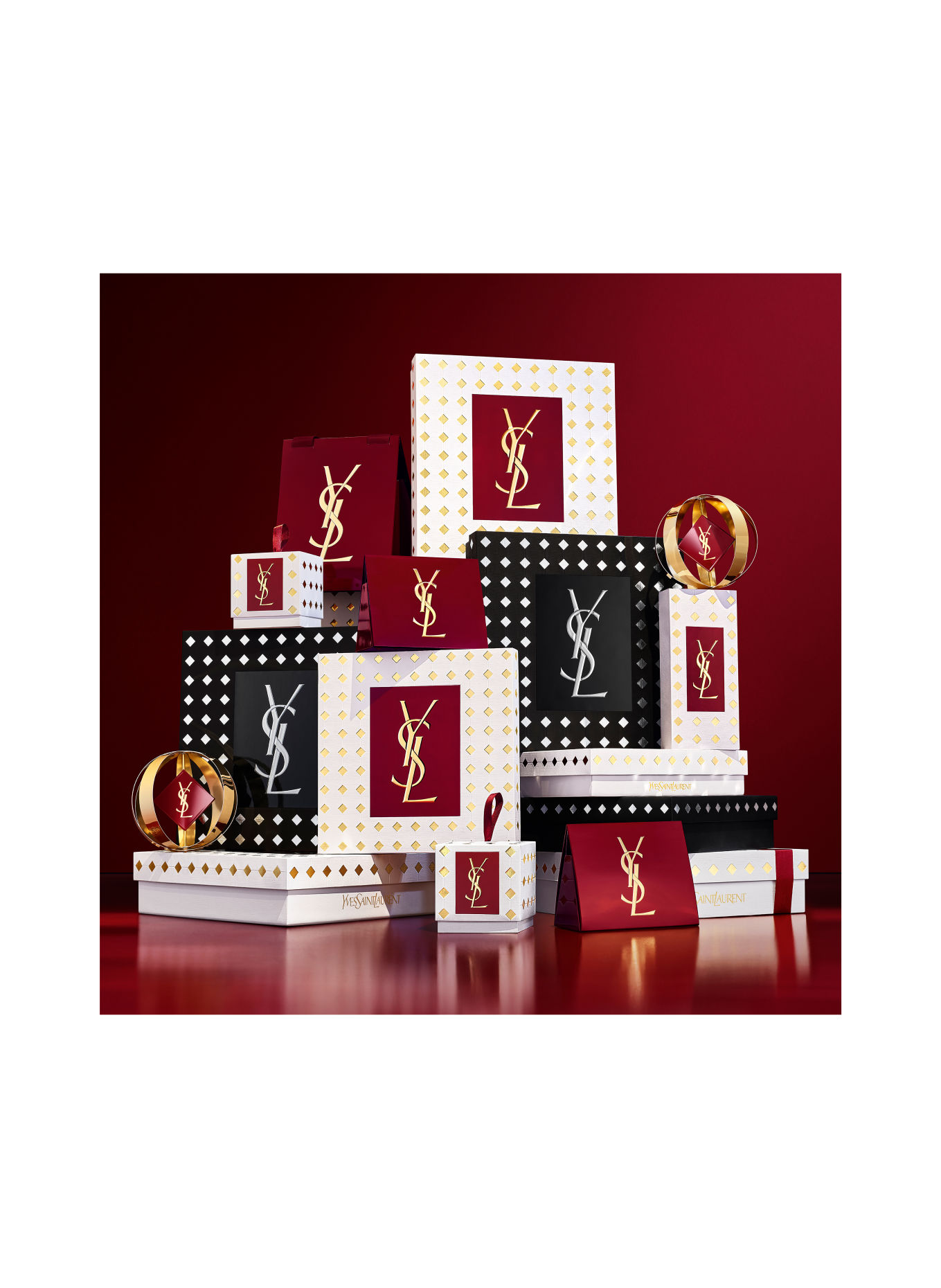YVES SAINT LAURENT BEAUTÉ BLACK OPIUM SET