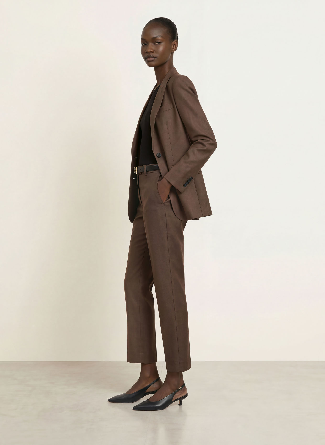REISS Pantalon DERBY: MARRON