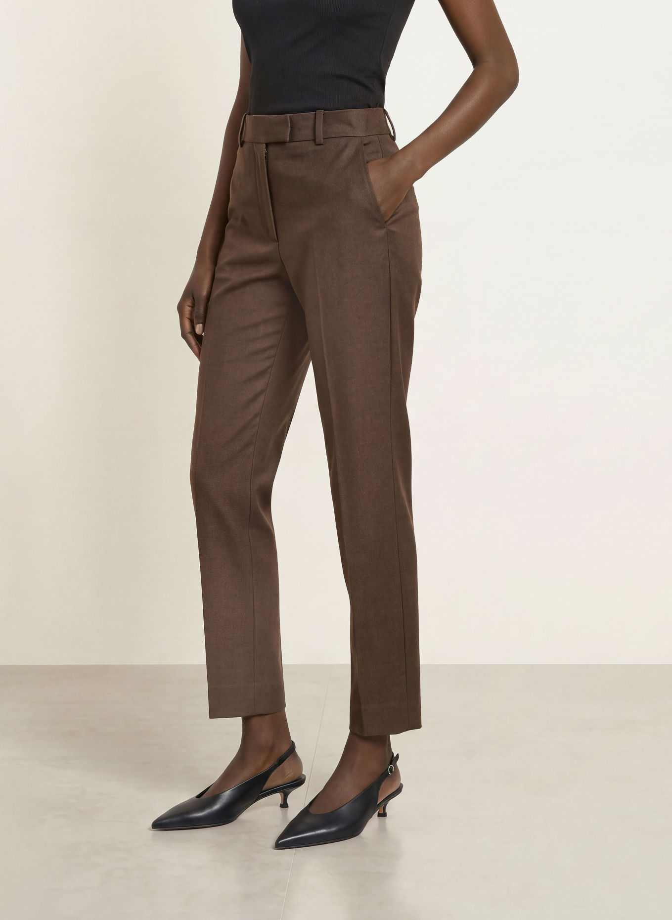 REISS Pantalon DERBY: MARRON