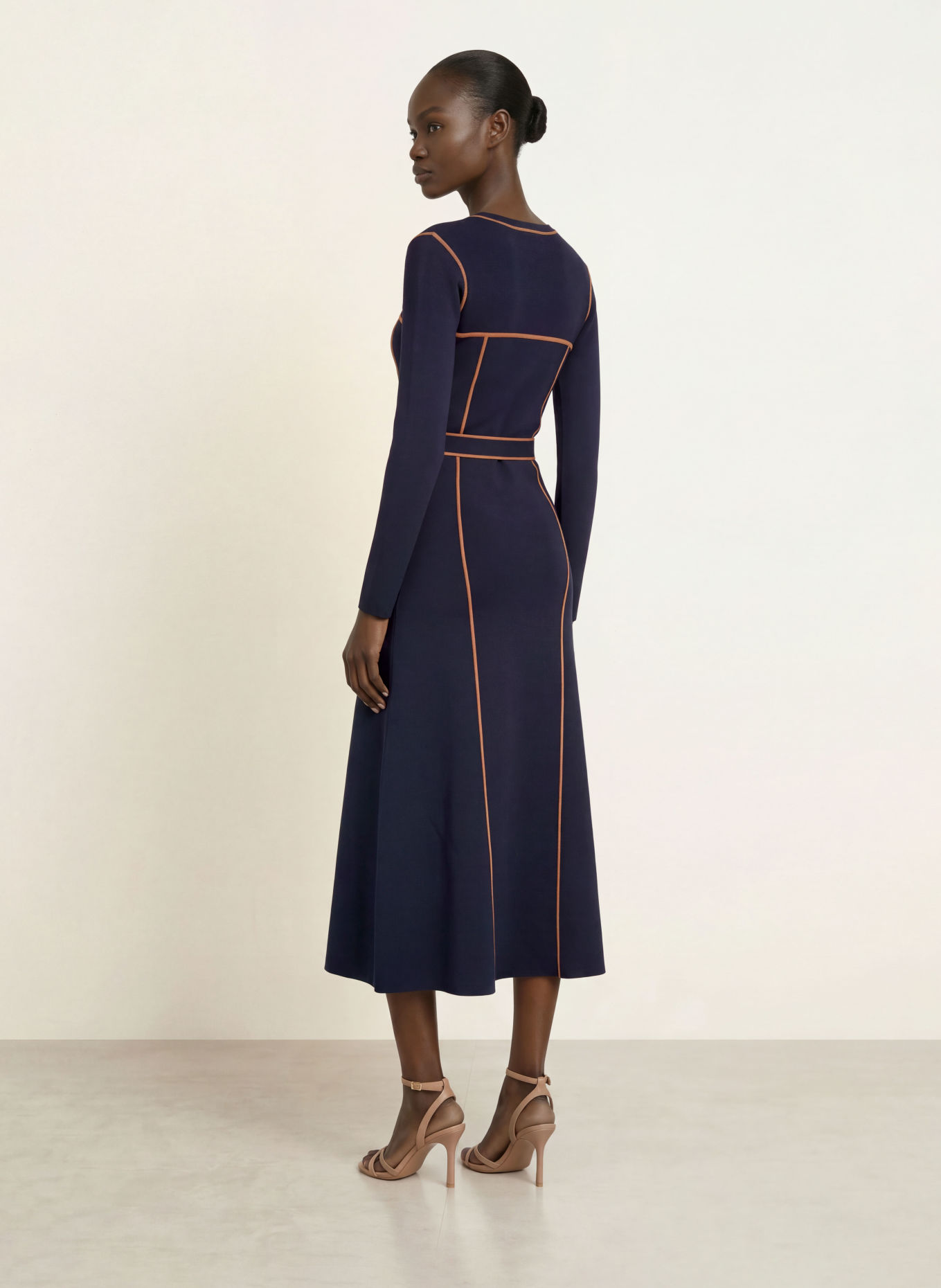 REISS Strickkleid ETTA: DUNKELBLAU / CAMEL
