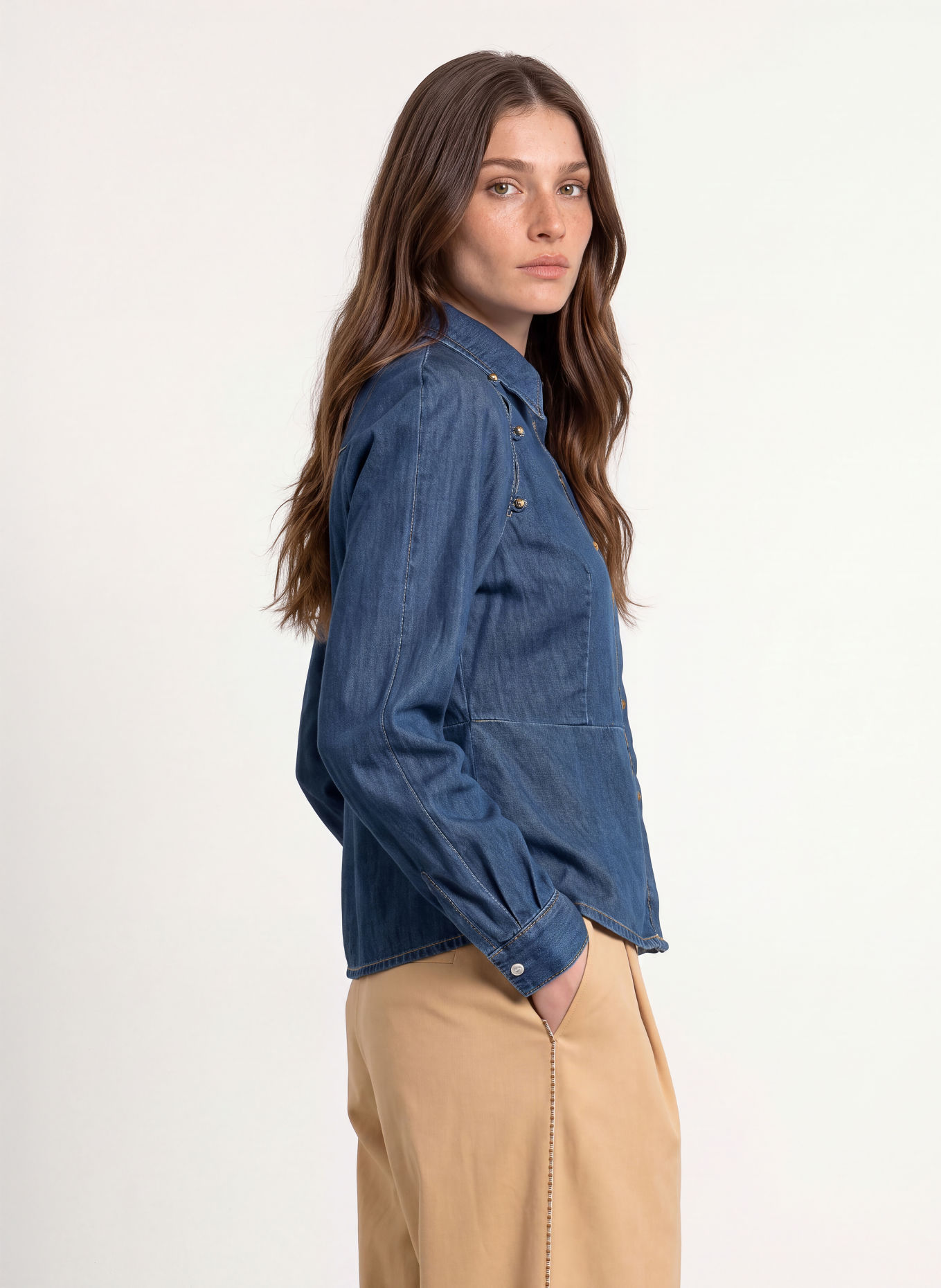 CLAUDIE PIERLOT Jeansbluse mit Cut-outs: DUNKELBLAU