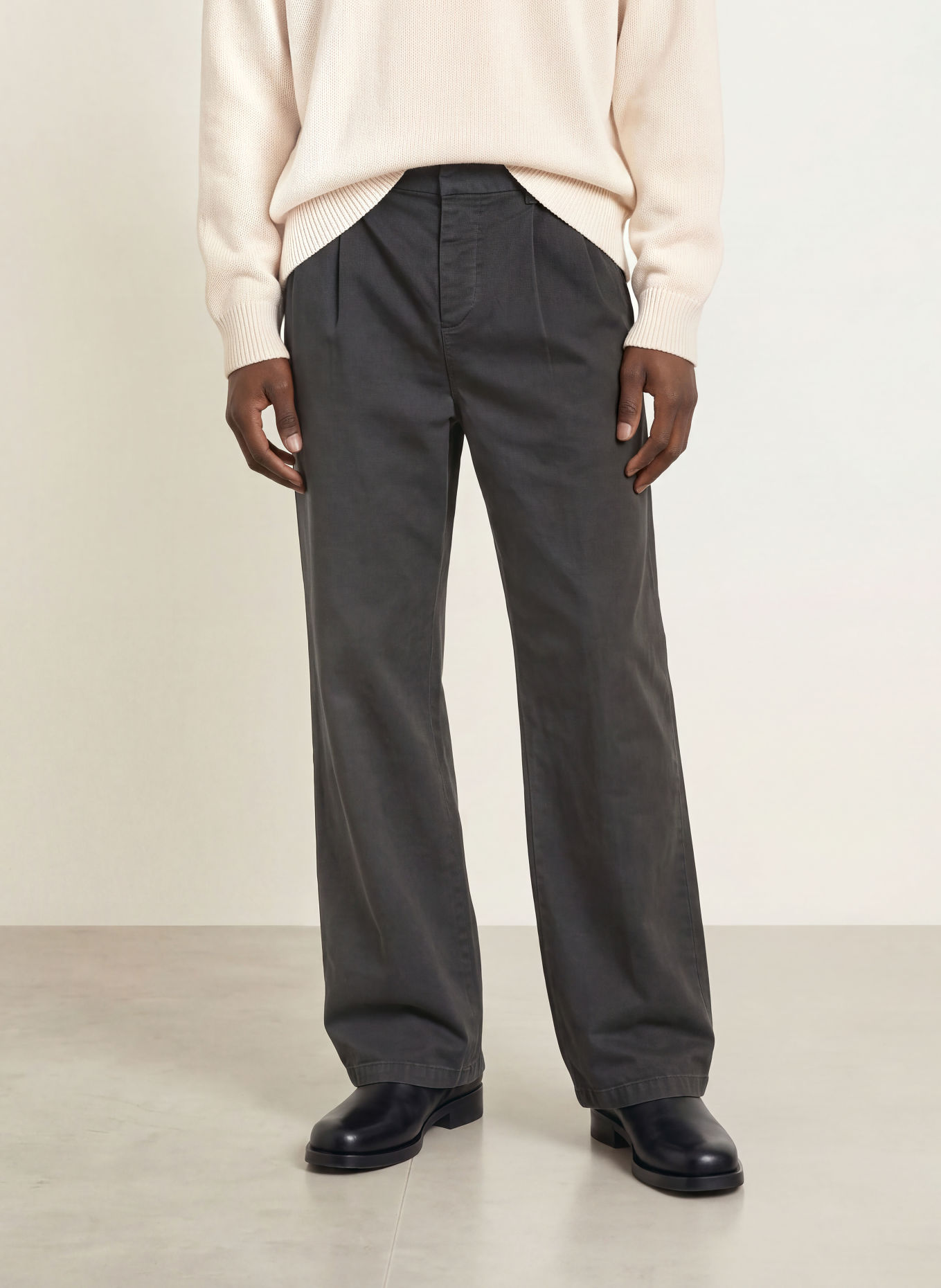 ALLSAINTS Chino ASTON Wide Fit: DONKERGRIJS