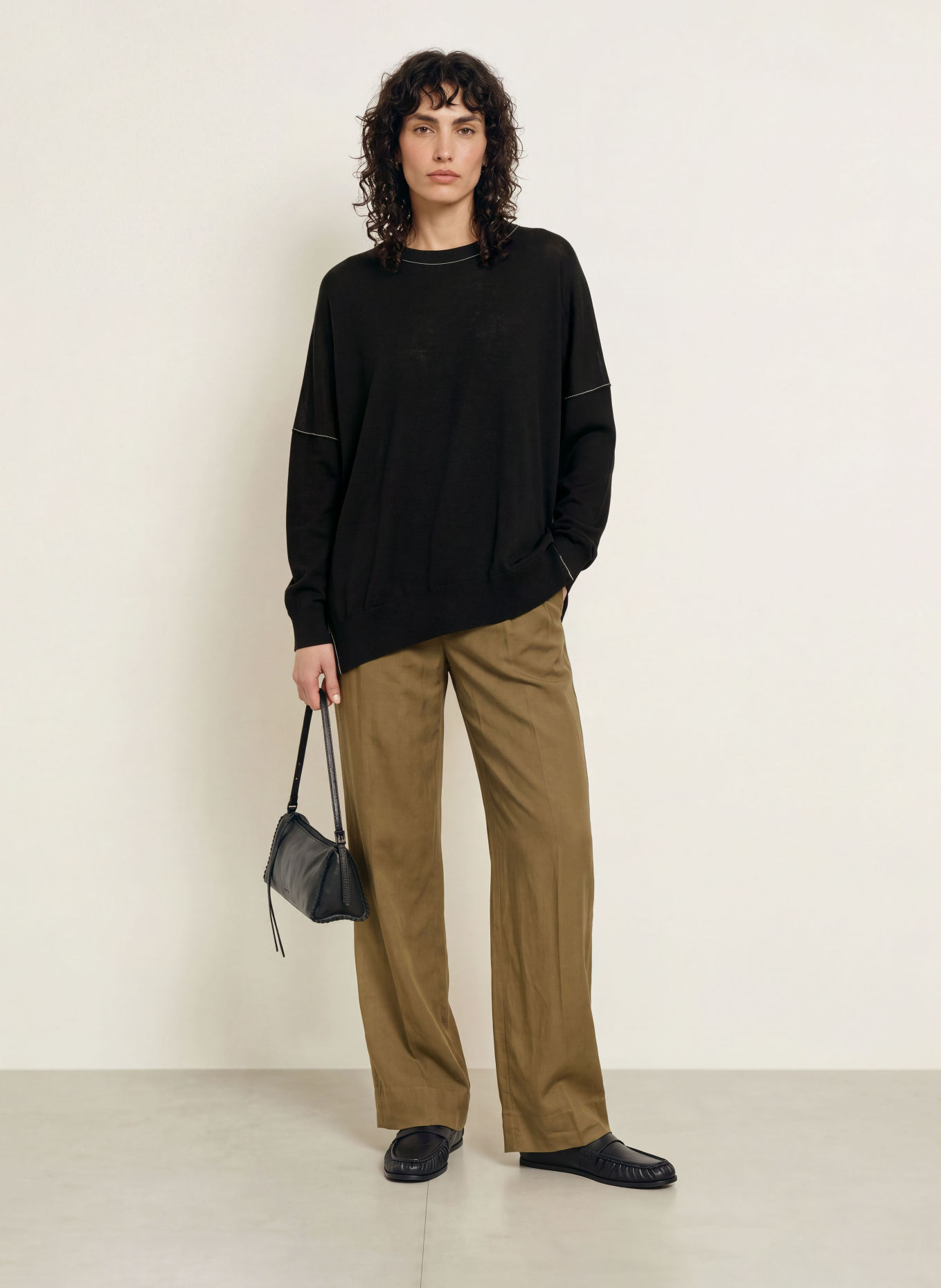 ALLSAINTS Pantalon palazzo en satin: KAKI