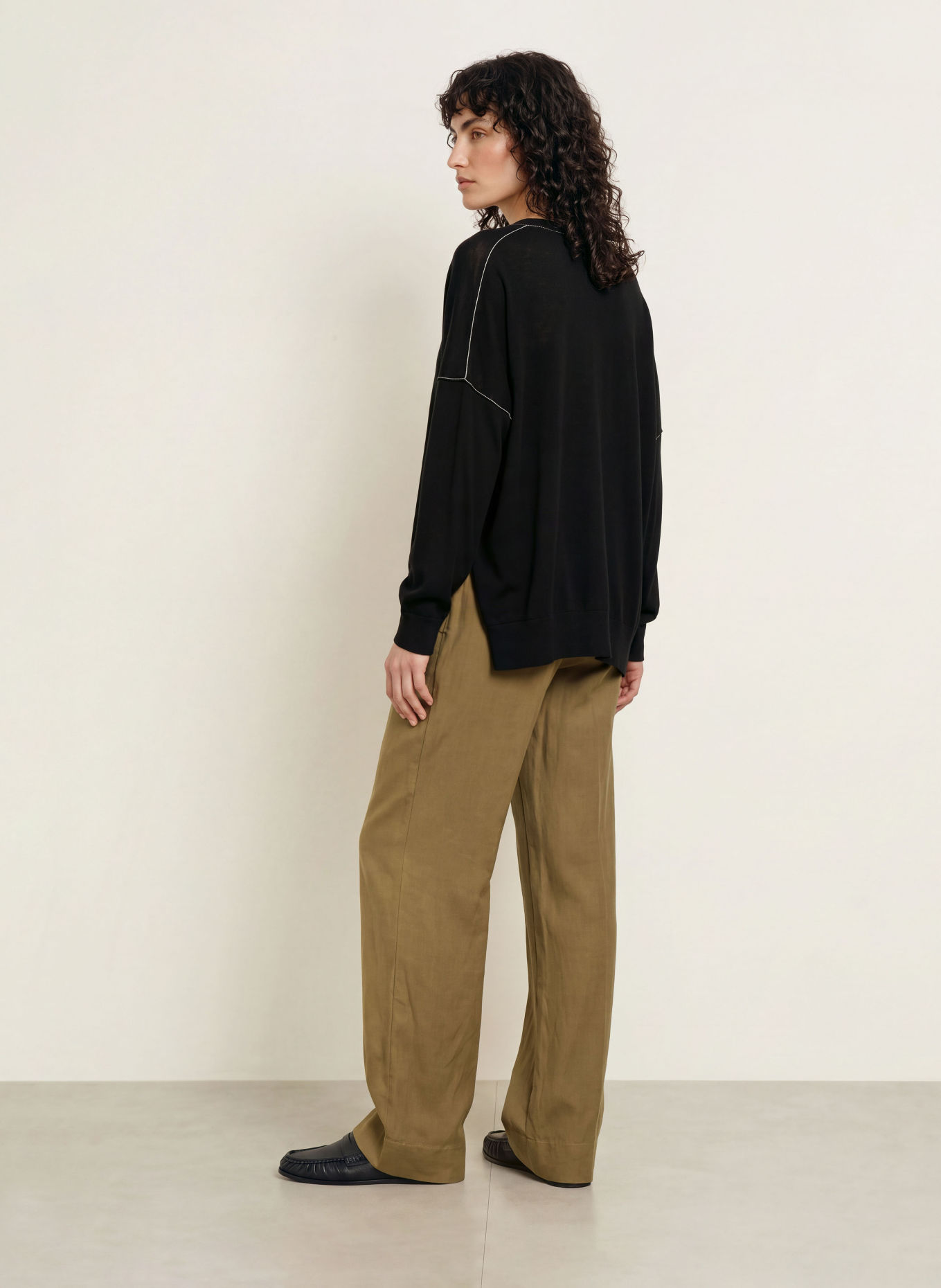 ALLSAINTS Pantalon palazzo en satin: KAKI
