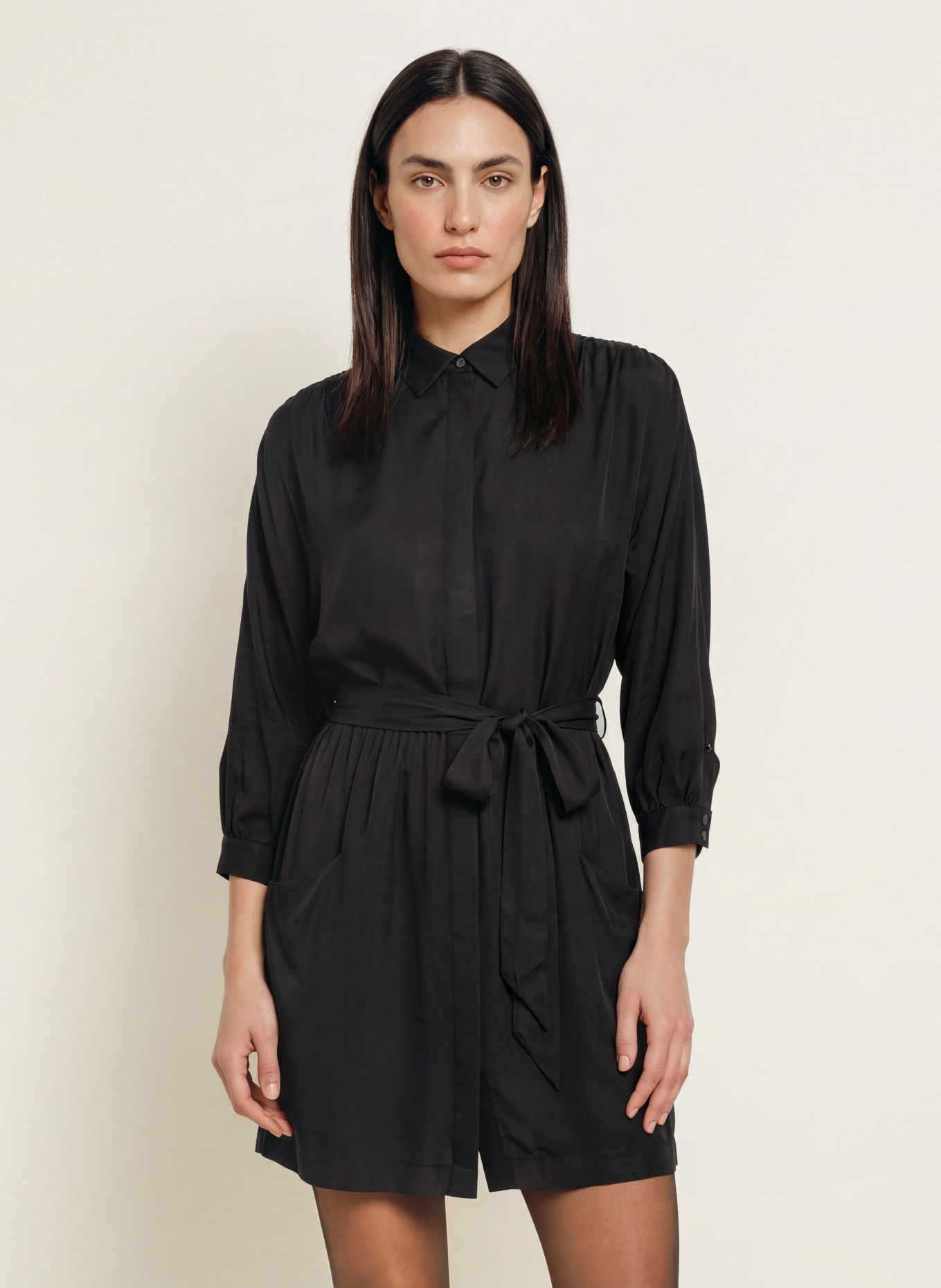 ALLSAINTS Satinkleid NOORA mit Seide: SCHWARZ