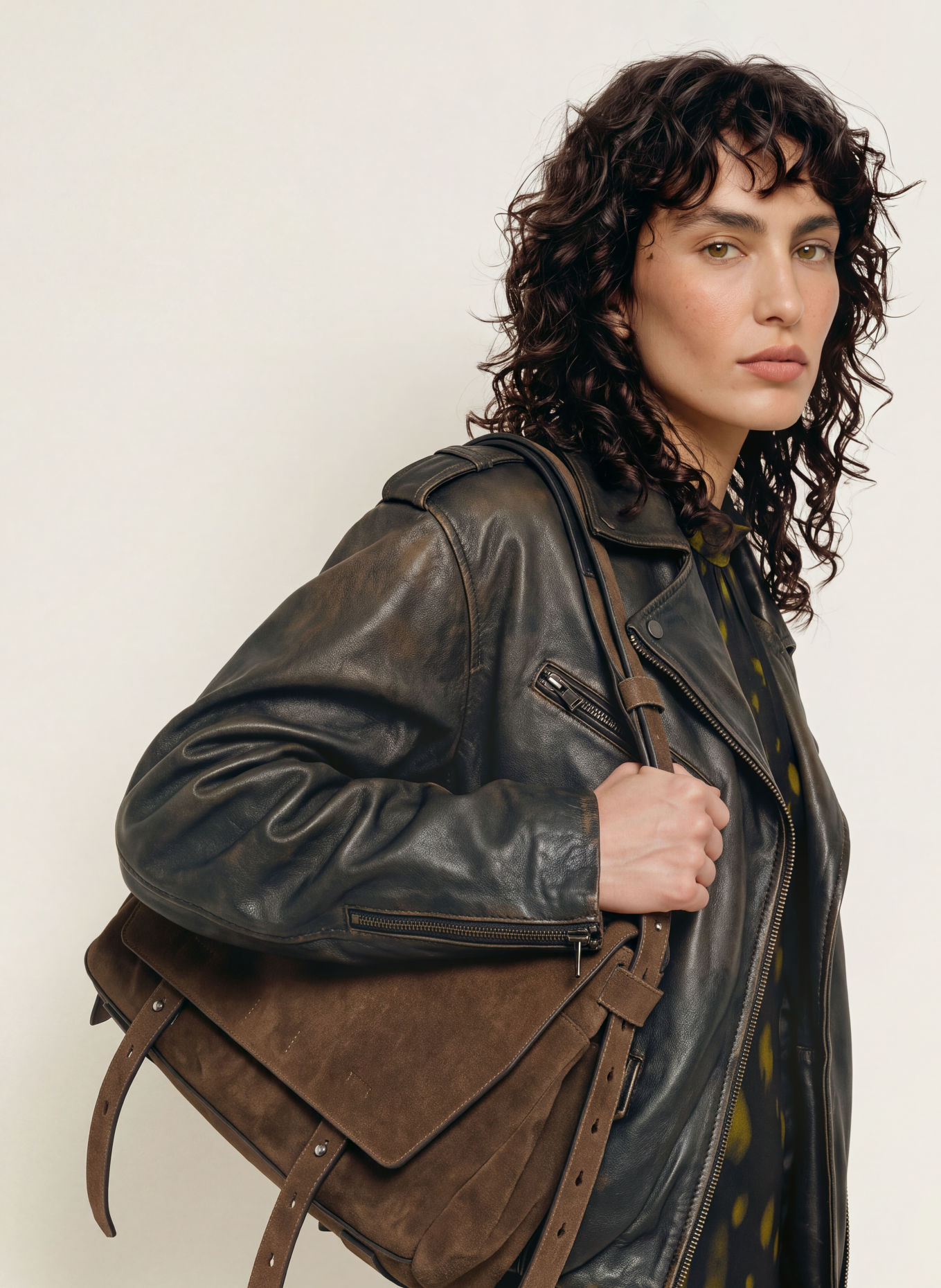 ALLSAINTS Sac épaule JOAN MEDIUM: KAKI